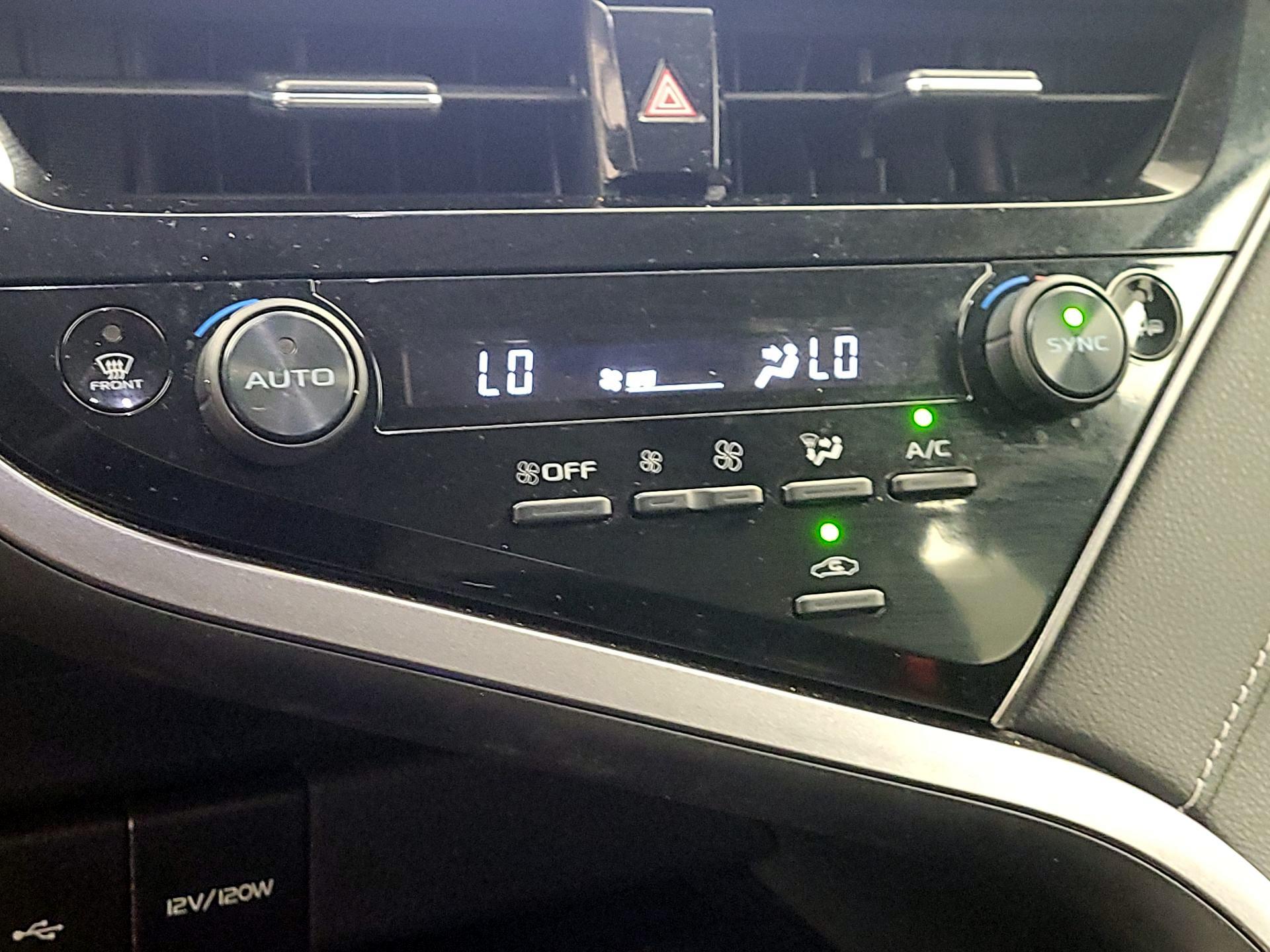 Thumbnail: 2023 Toyota Camry - 16