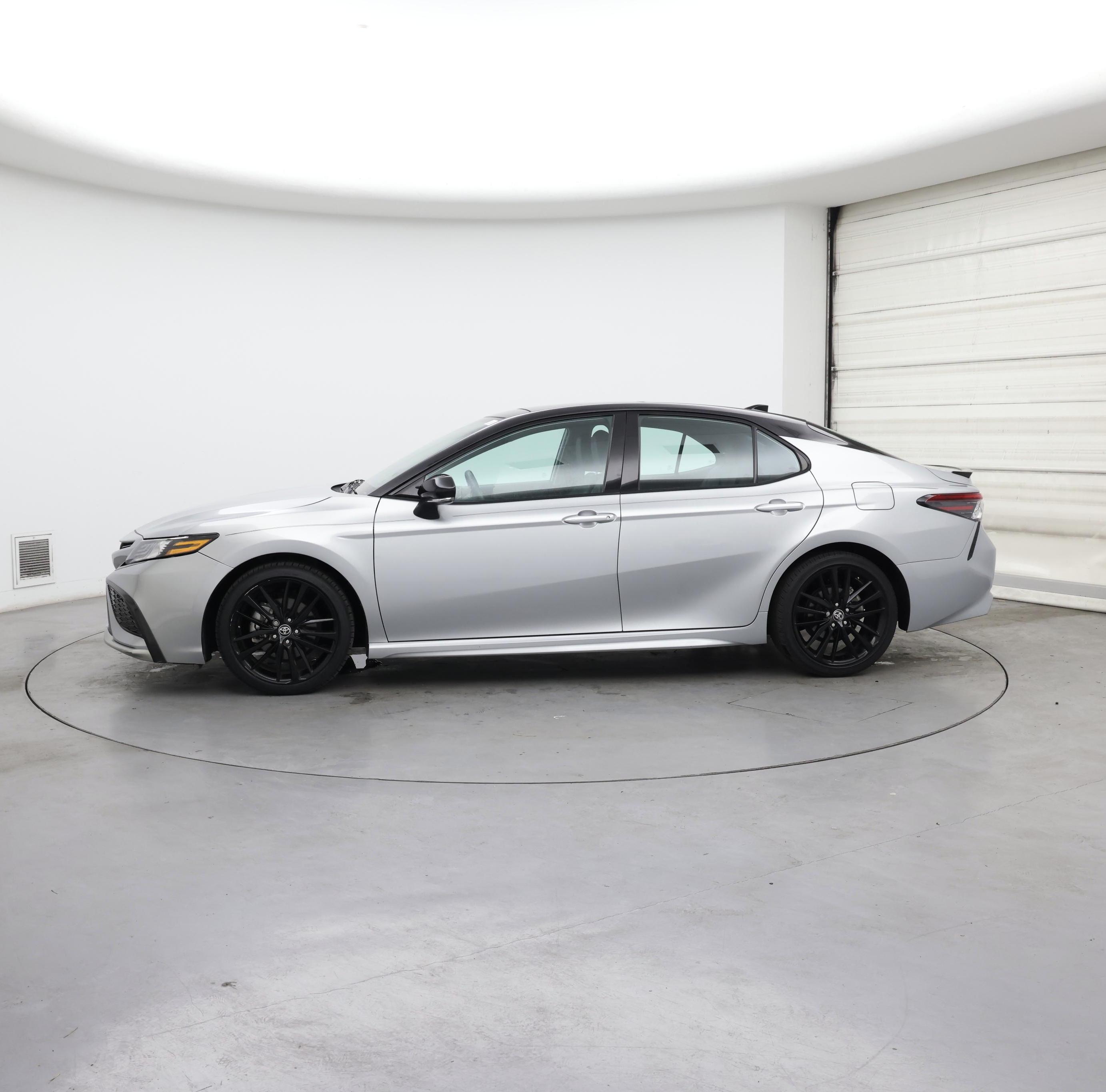 Thumbnail: 2023 Toyota Camry - 3