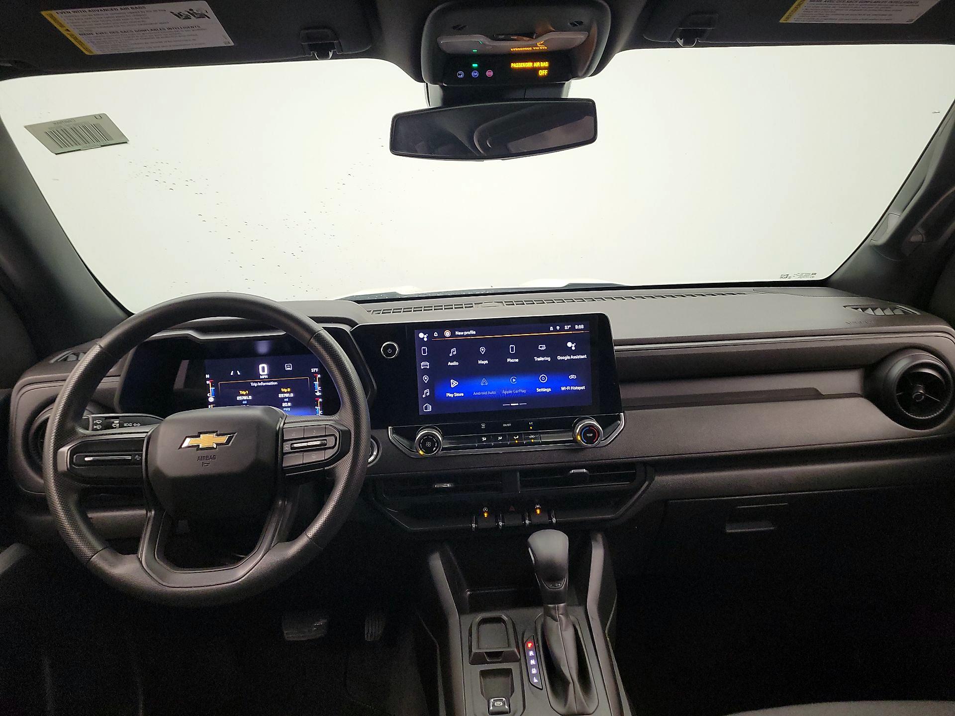 Thumbnail: 2023 Chevrolet Colorado - 9