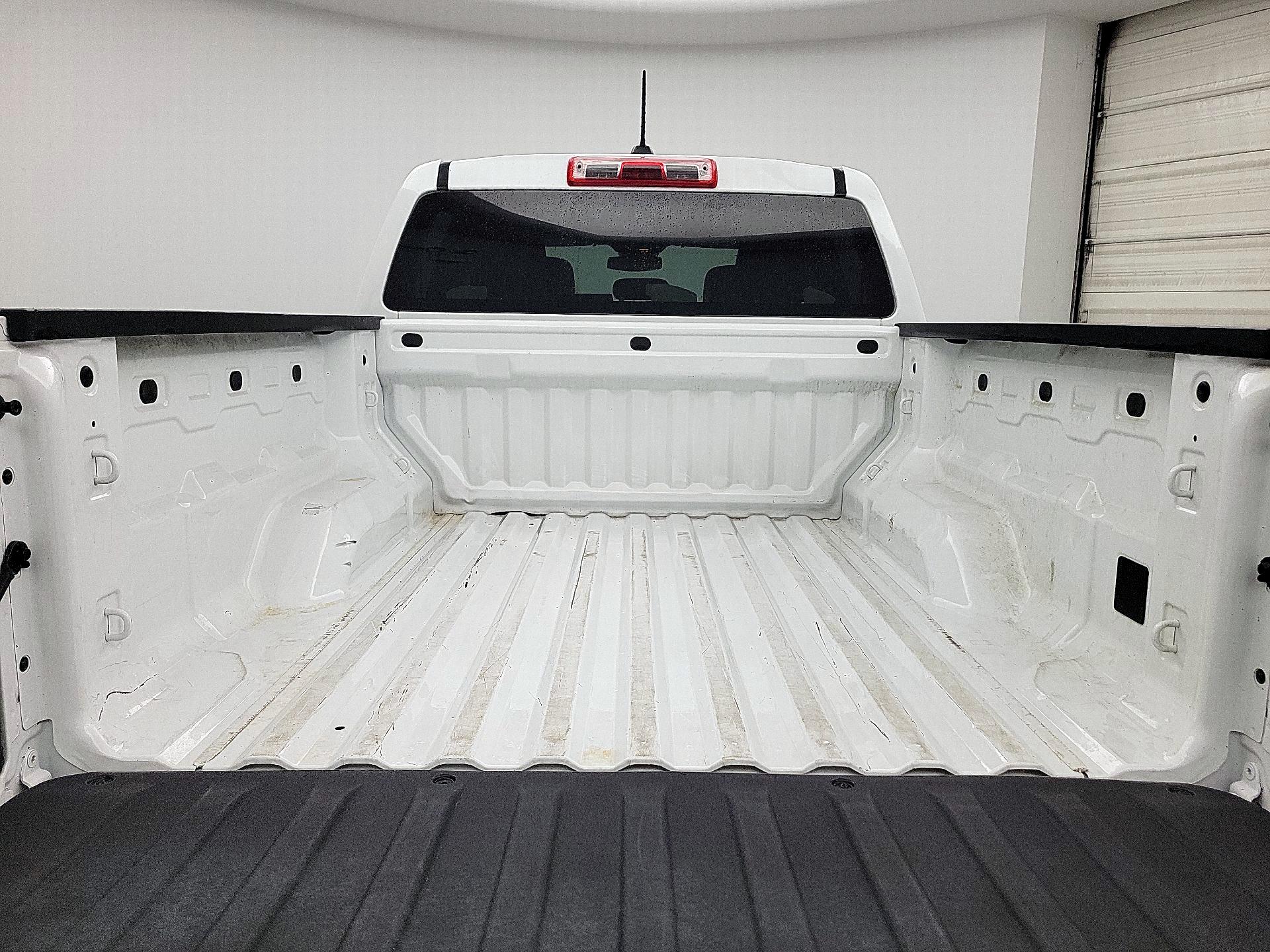 Thumbnail: 2023 Chevrolet Colorado - 20