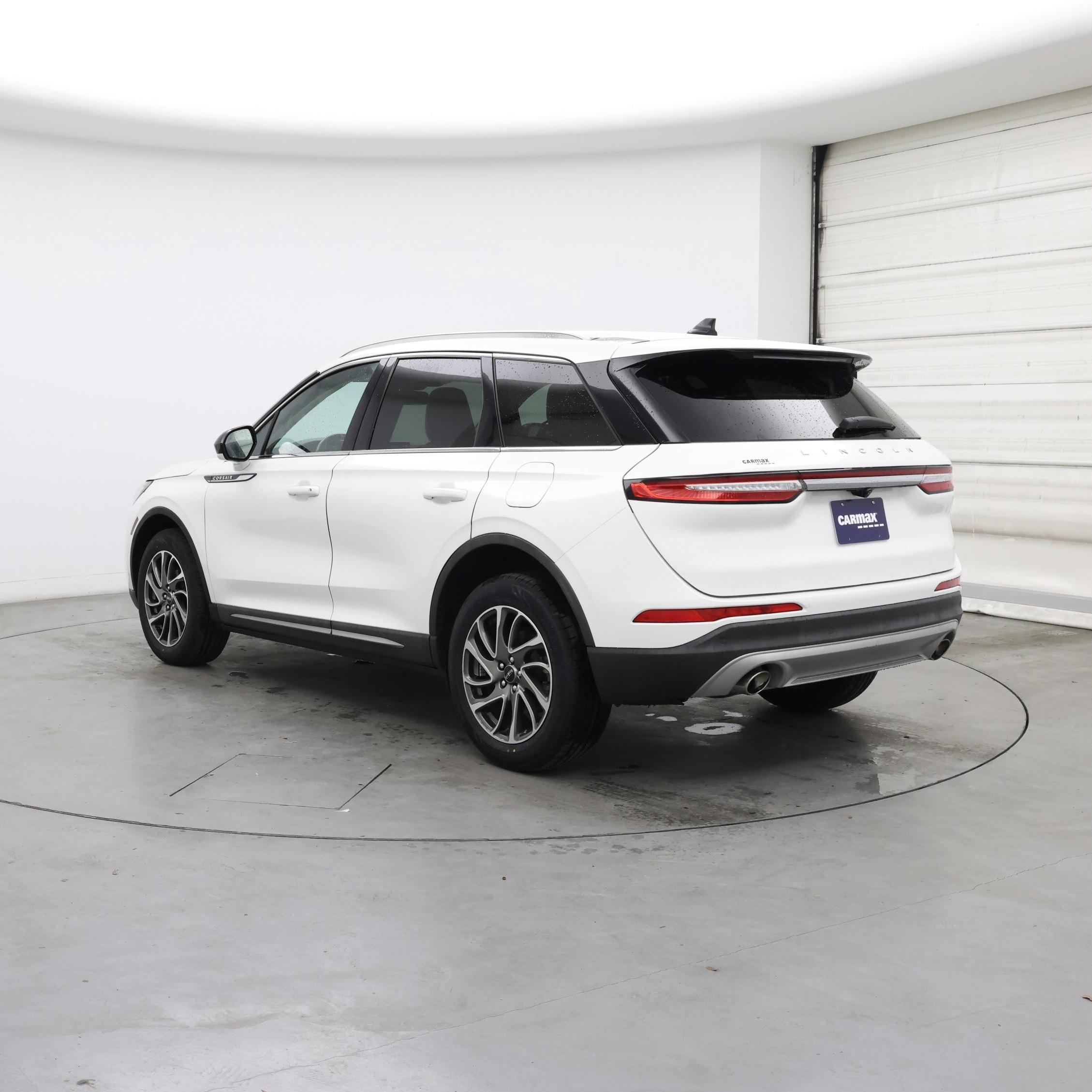 Thumbnail: 2021 Lincoln Corsair - 2