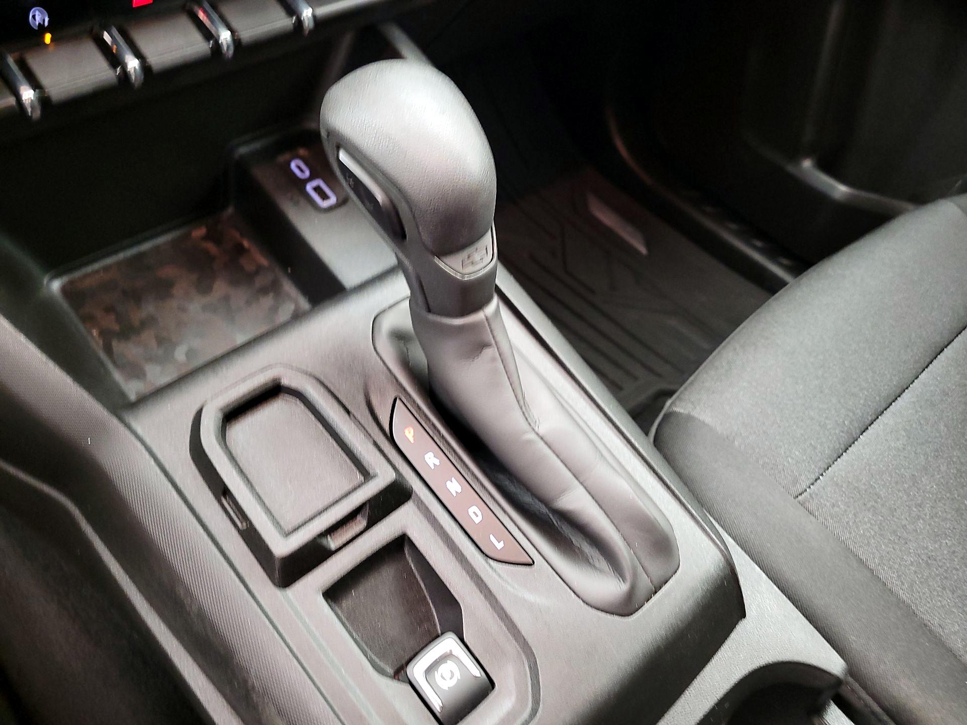 Thumbnail: 2024 Chevrolet Colorado - 17