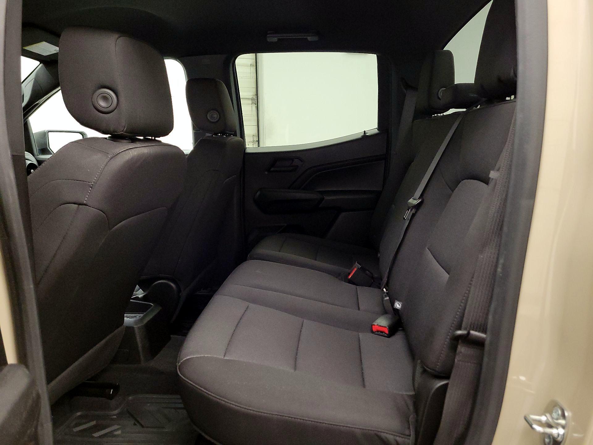 Thumbnail: 2024 Chevrolet Colorado - 19