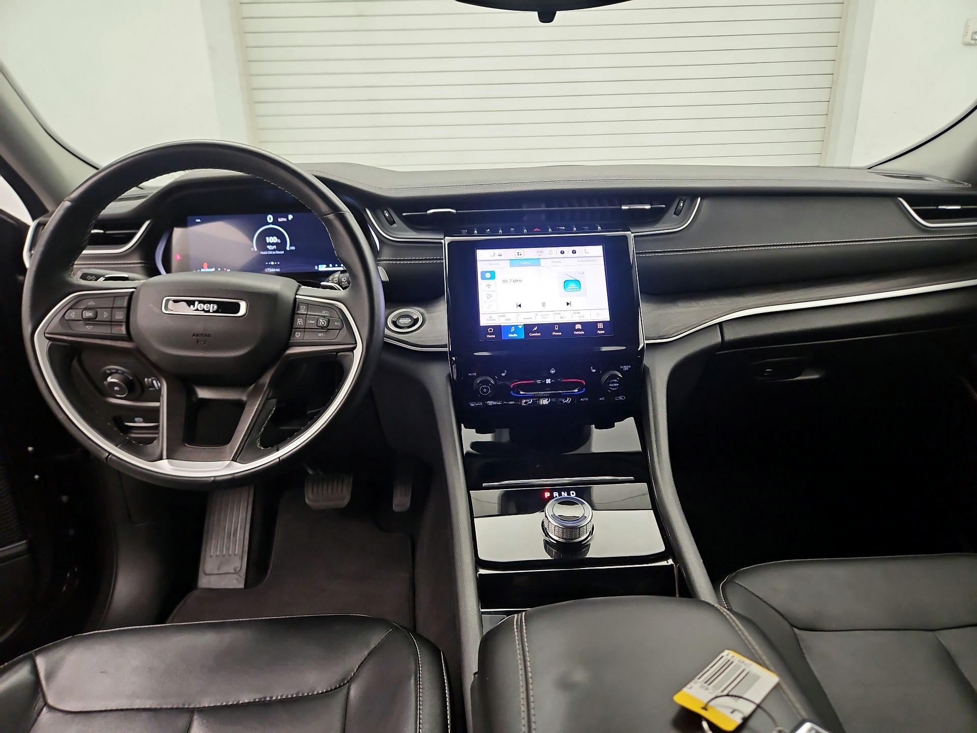 Thumbnail: 2022 Jeep Grand Cherokee - 9