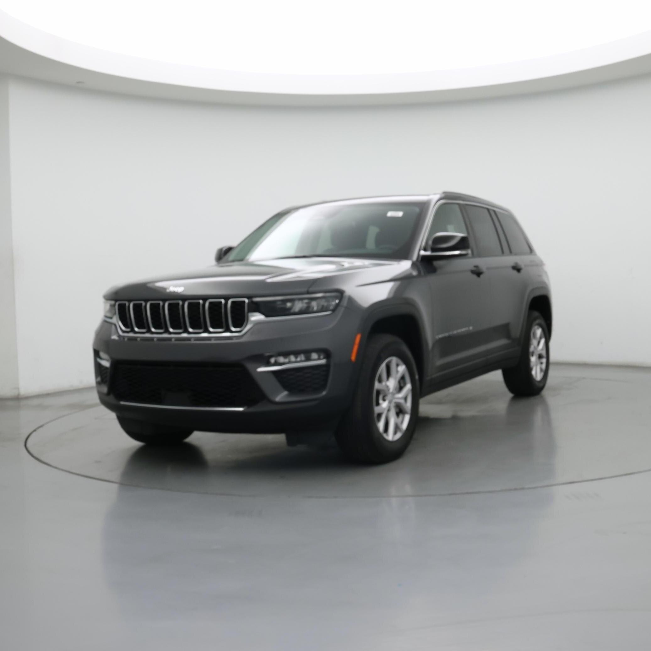 Thumbnail: 2022 Jeep Grand Cherokee - 4