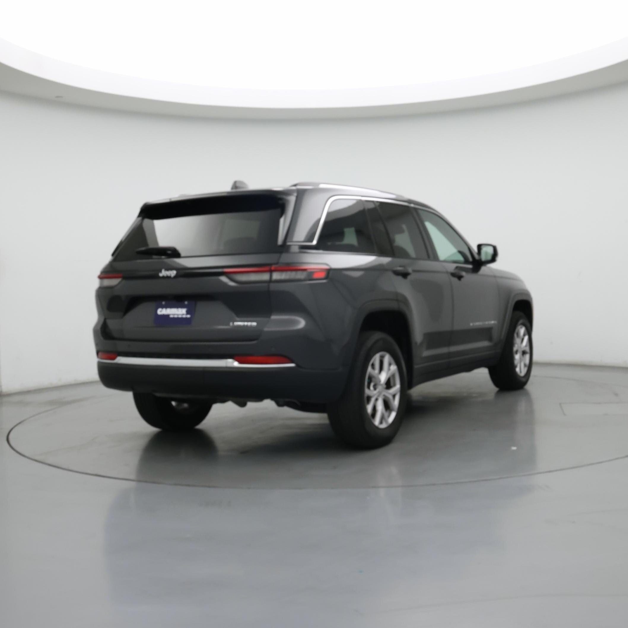 Thumbnail: 2022 Jeep Grand Cherokee - 8