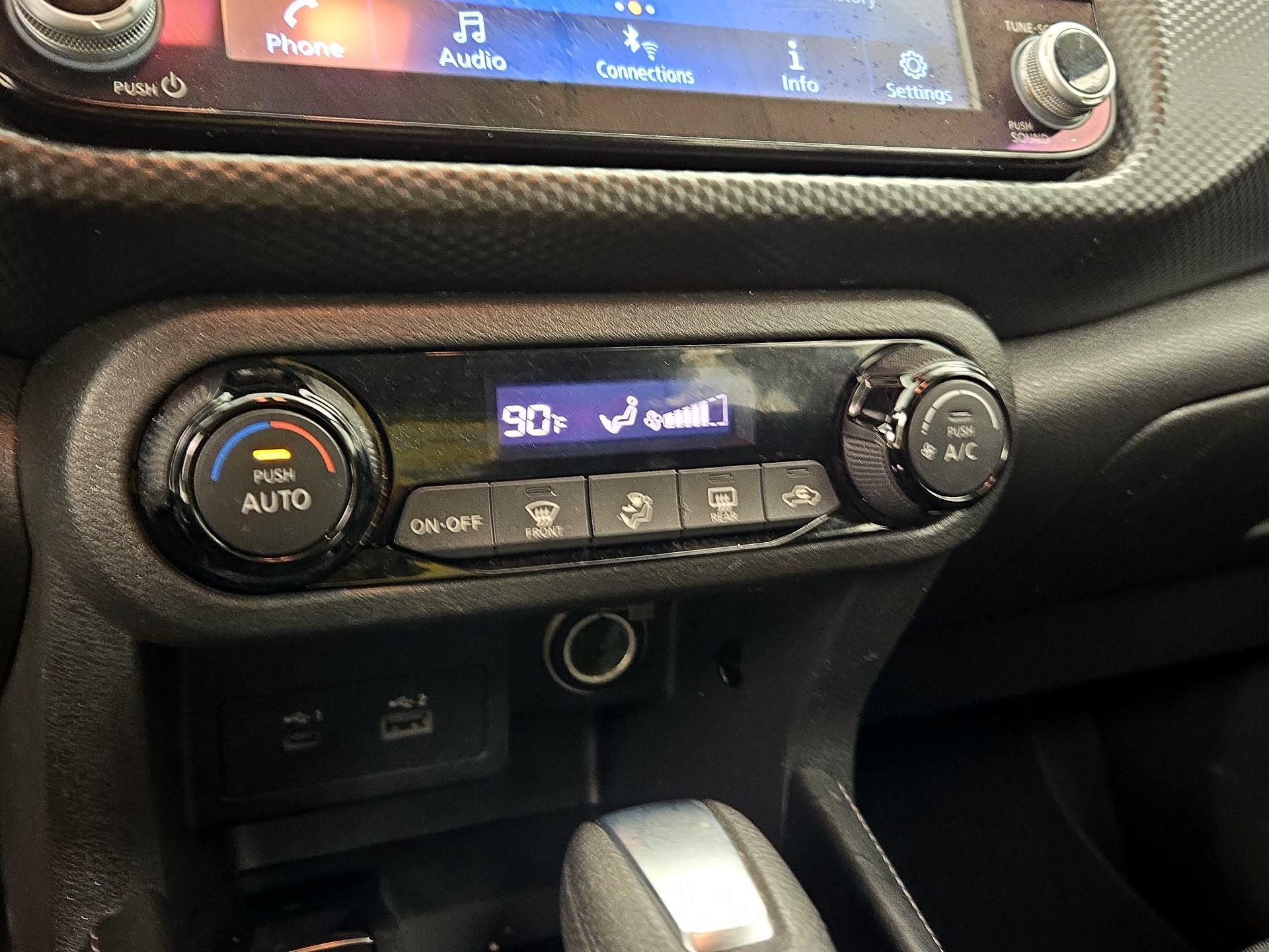 Thumbnail: 2021 Nissan Kicks - 16