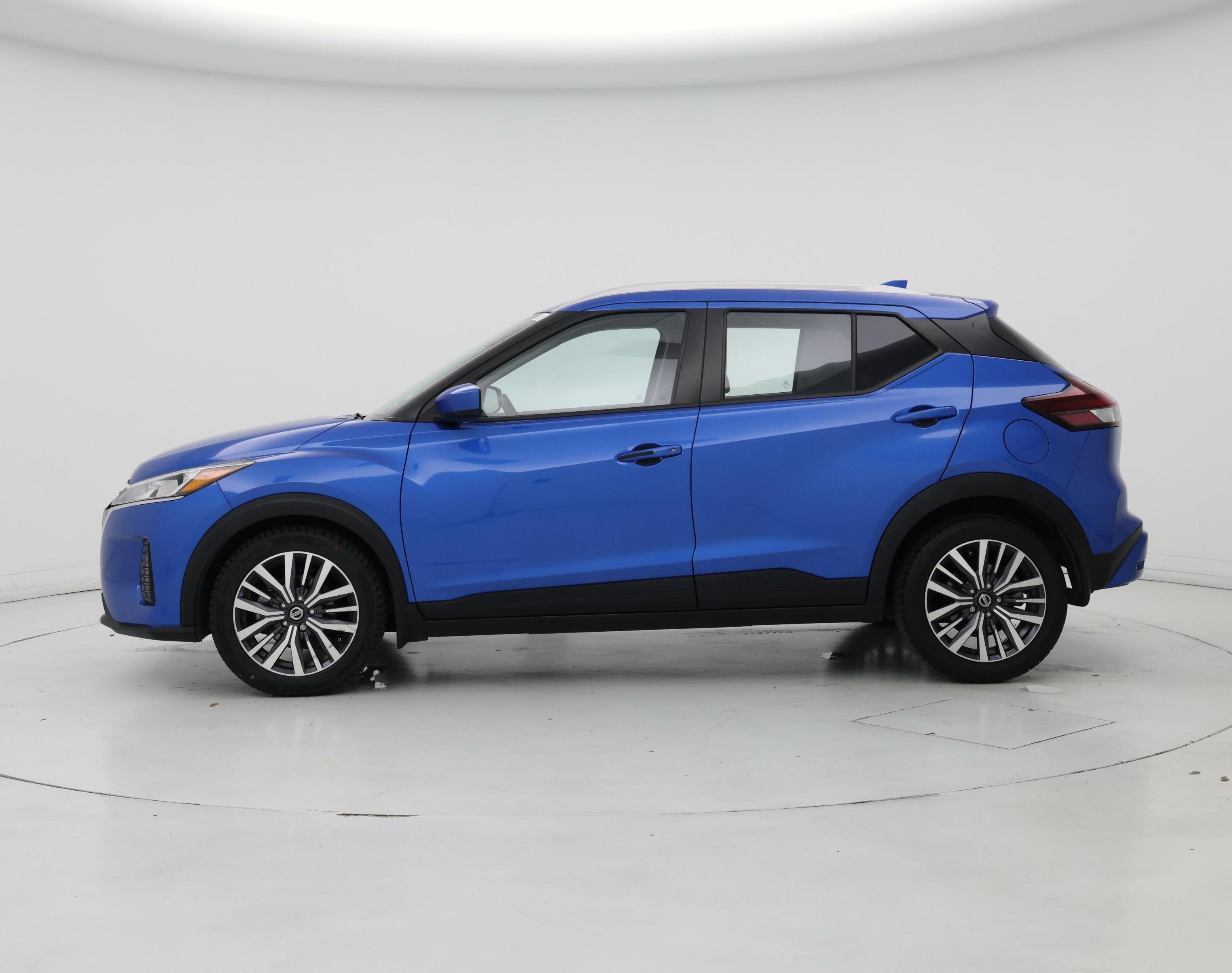 Thumbnail: 2021 Nissan Kicks - 3