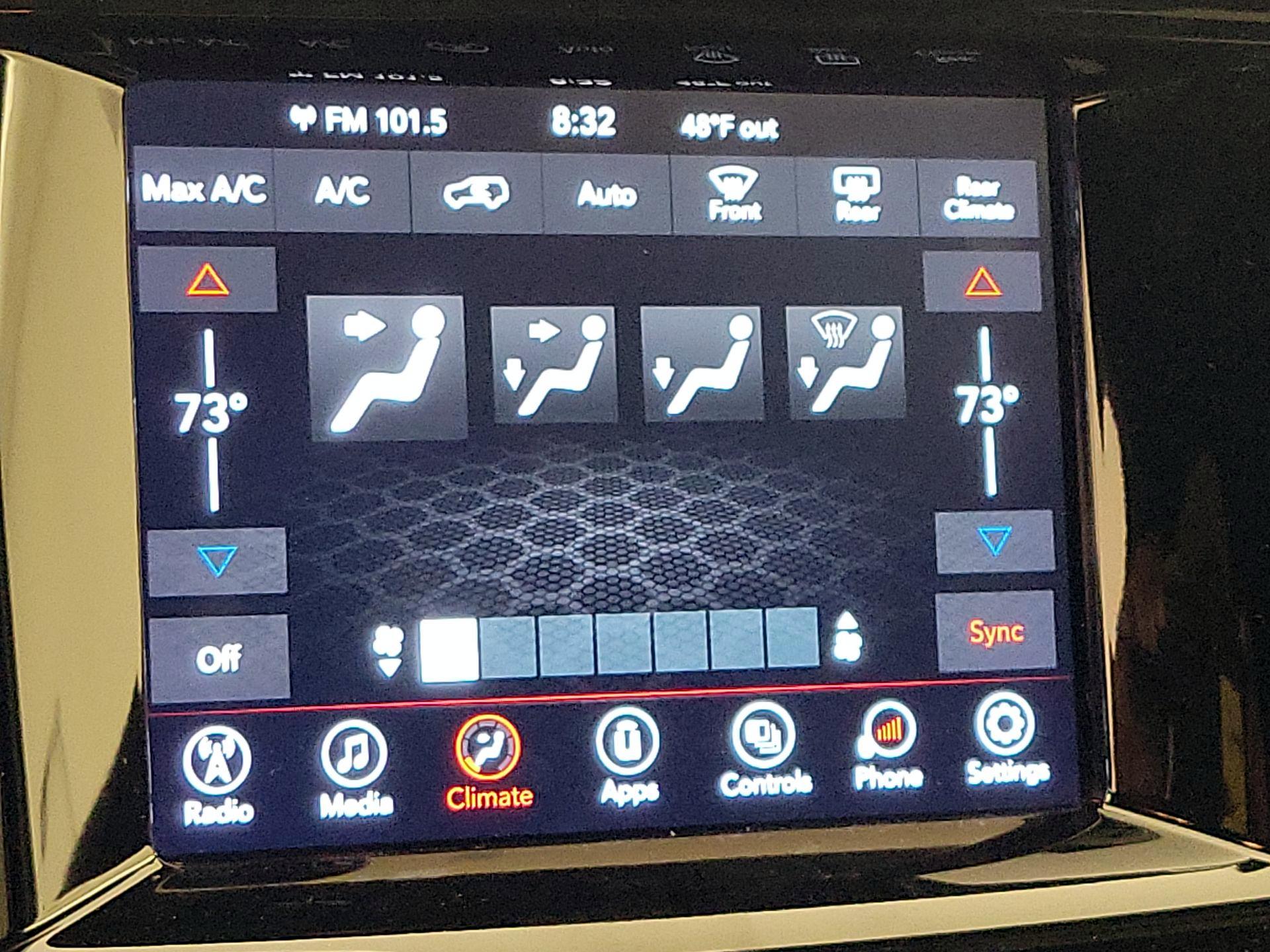 Thumbnail: 2021 Dodge Durango - 16