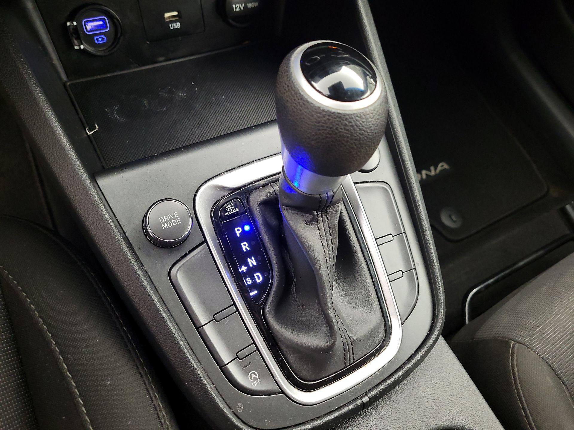 Thumbnail: 2022 Hyundai Kona - 17