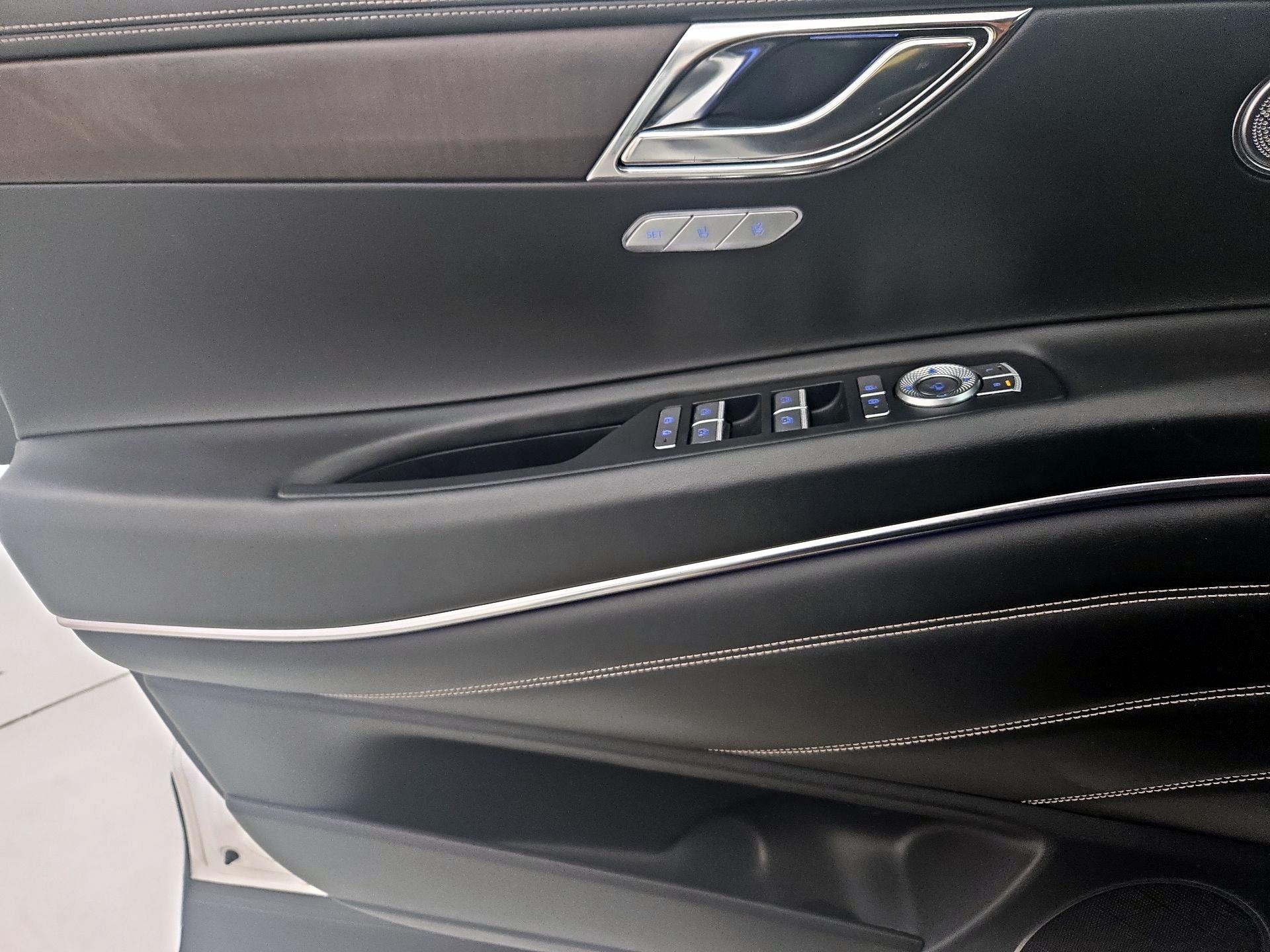 Thumbnail: 2024 Genesis GV80 - 12