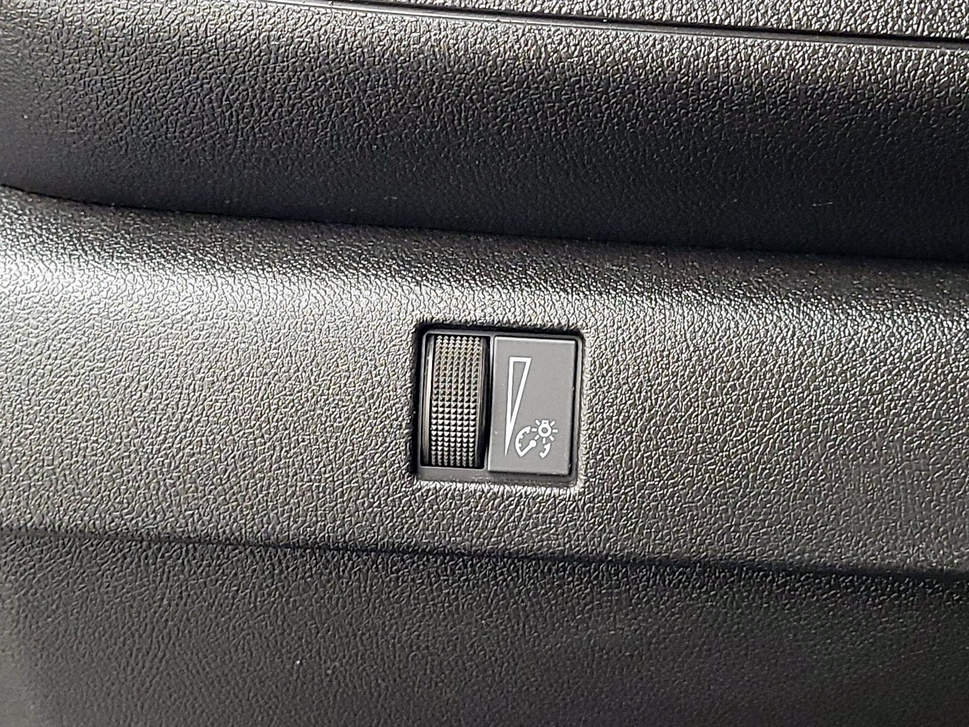 Thumbnail: 2023 Chevrolet Colorado - 13