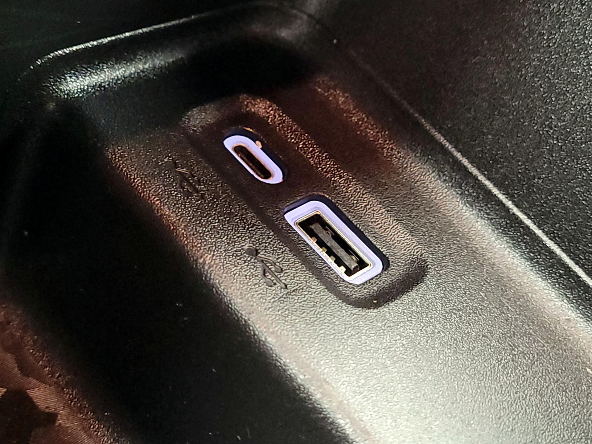 Thumbnail: 2023 Chevrolet Colorado - 18