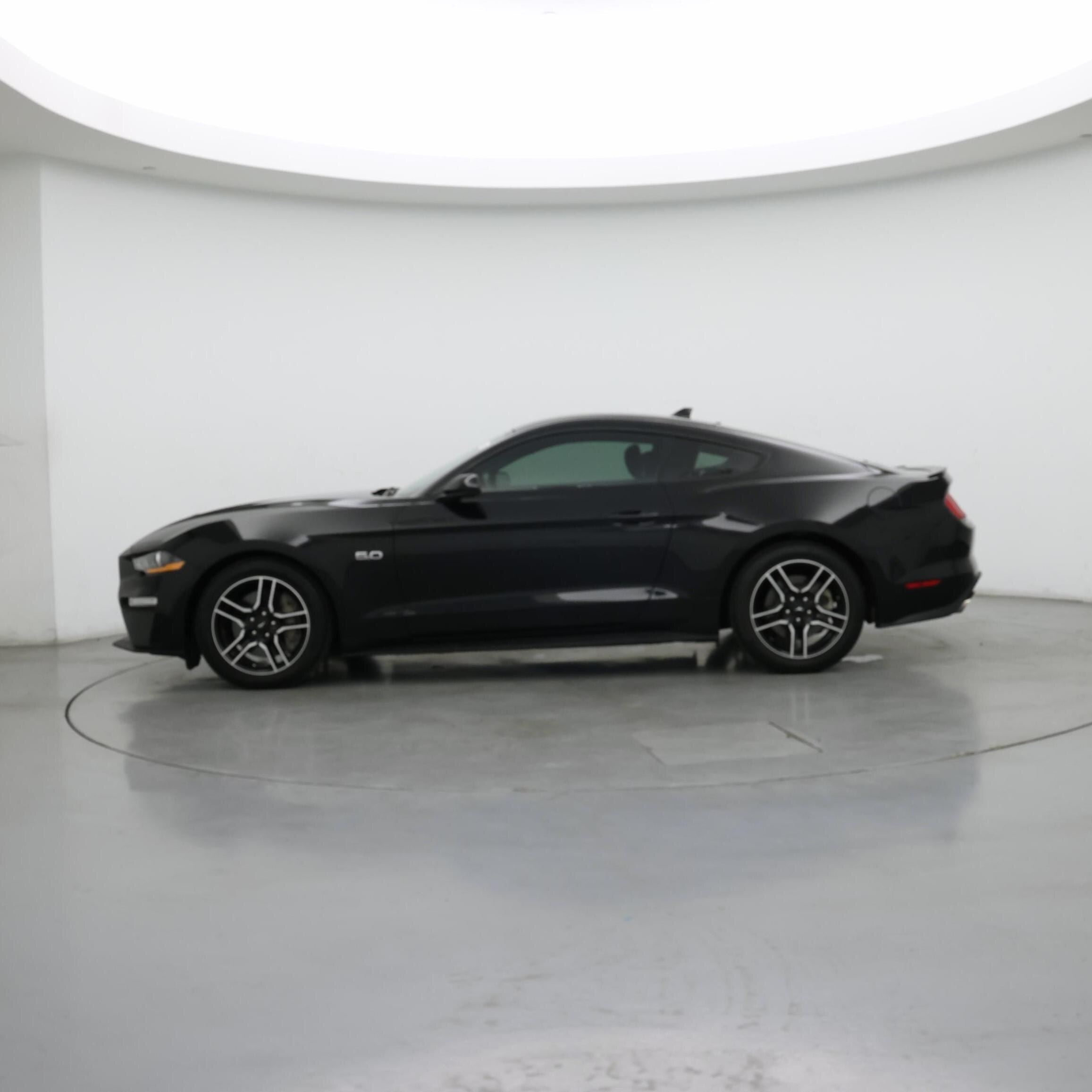 Thumbnail: 2020 Ford Mustang - 3