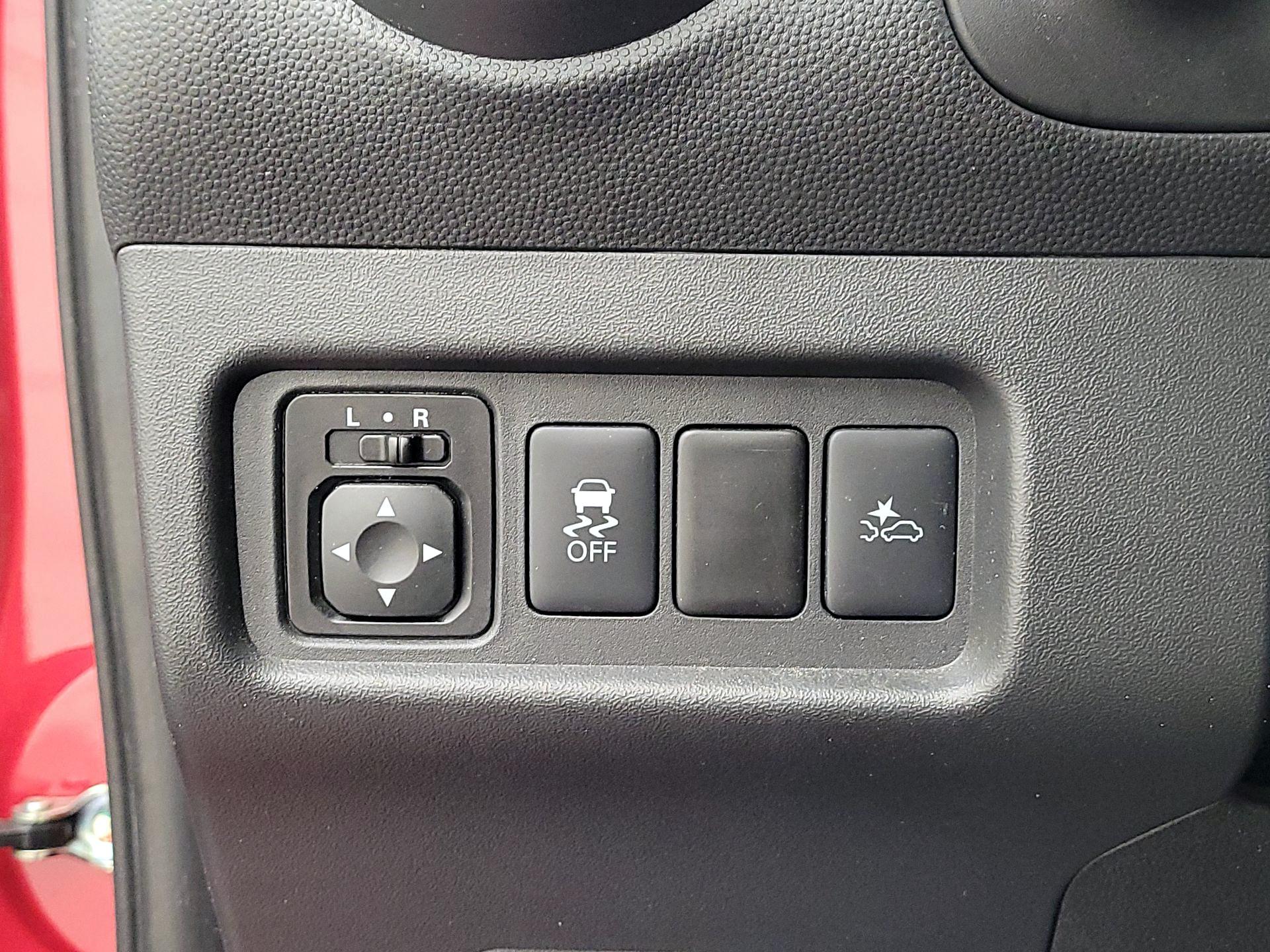 Thumbnail: 2024 Mitsubishi Mirage - 13