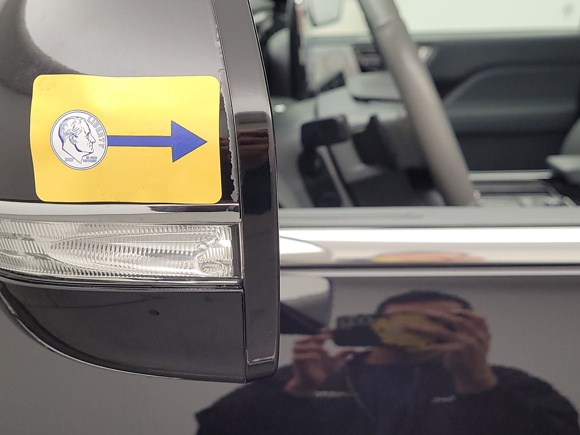 Thumbnail: 2021 Lincoln Navigator - 19