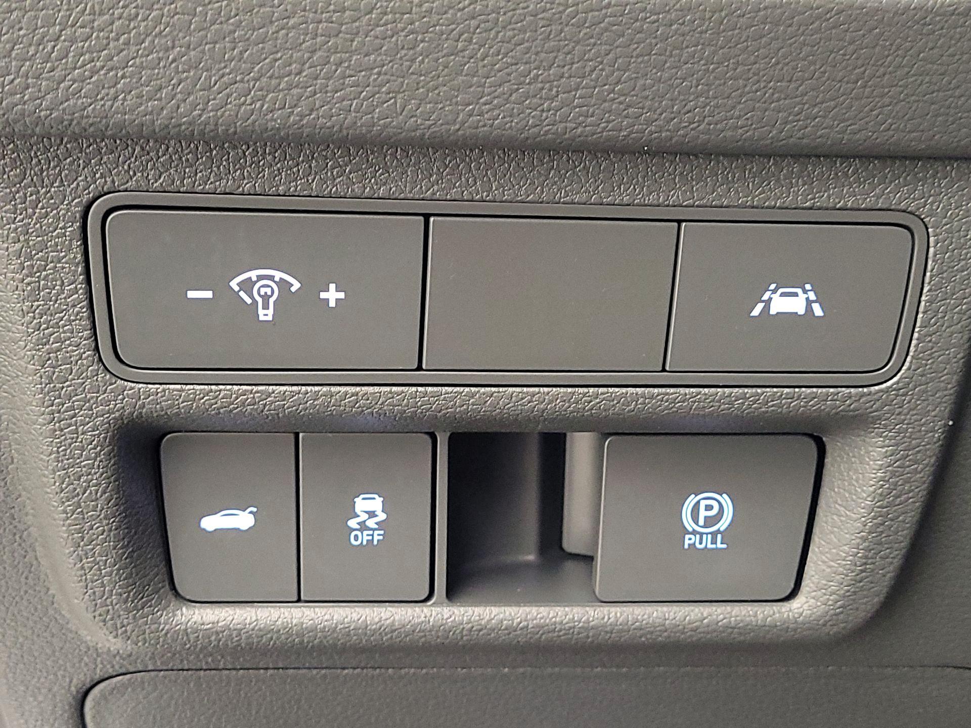 Thumbnail: 2021 Hyundai Sonata - 13