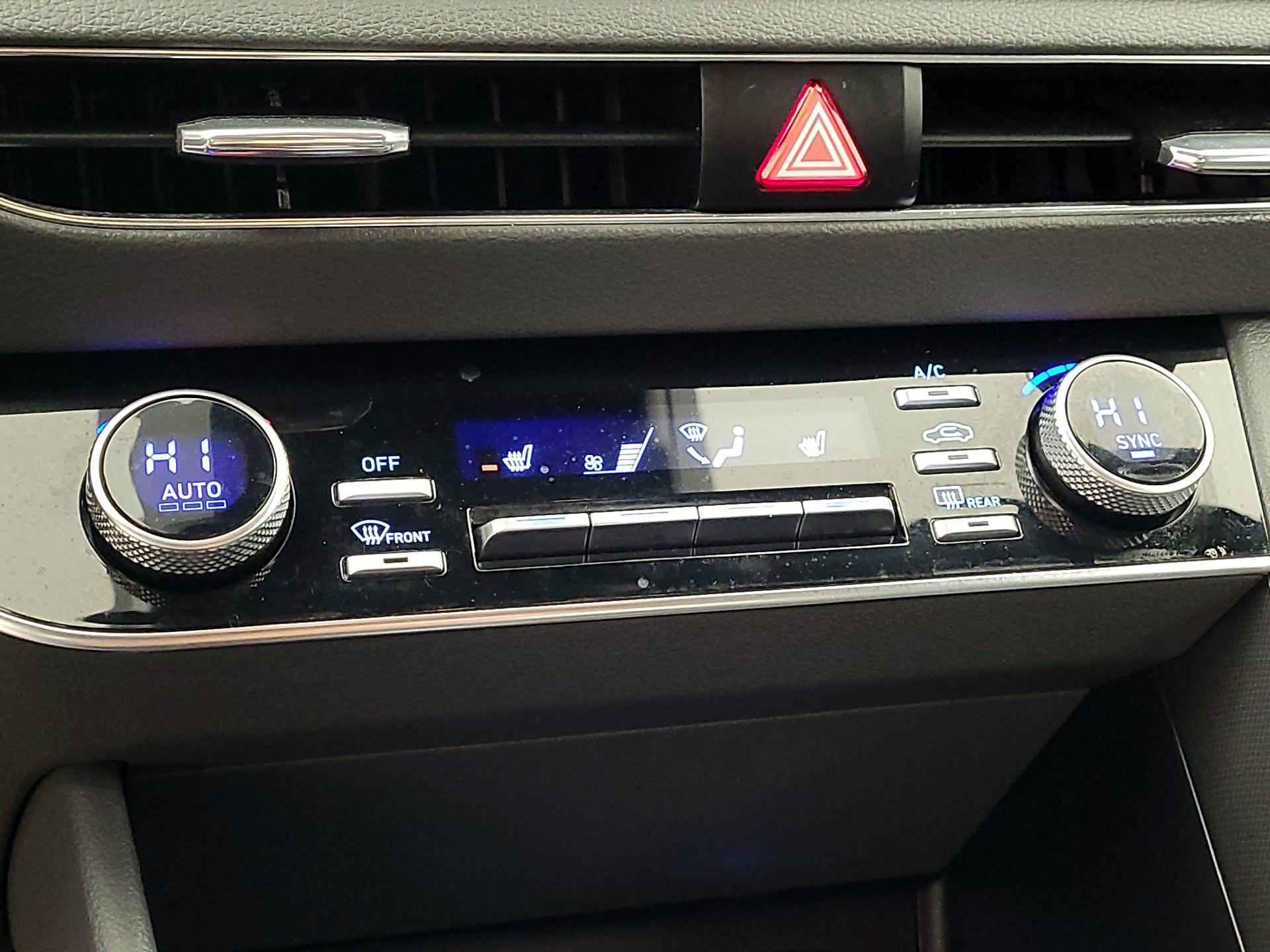 Thumbnail: 2021 Hyundai Sonata - 16