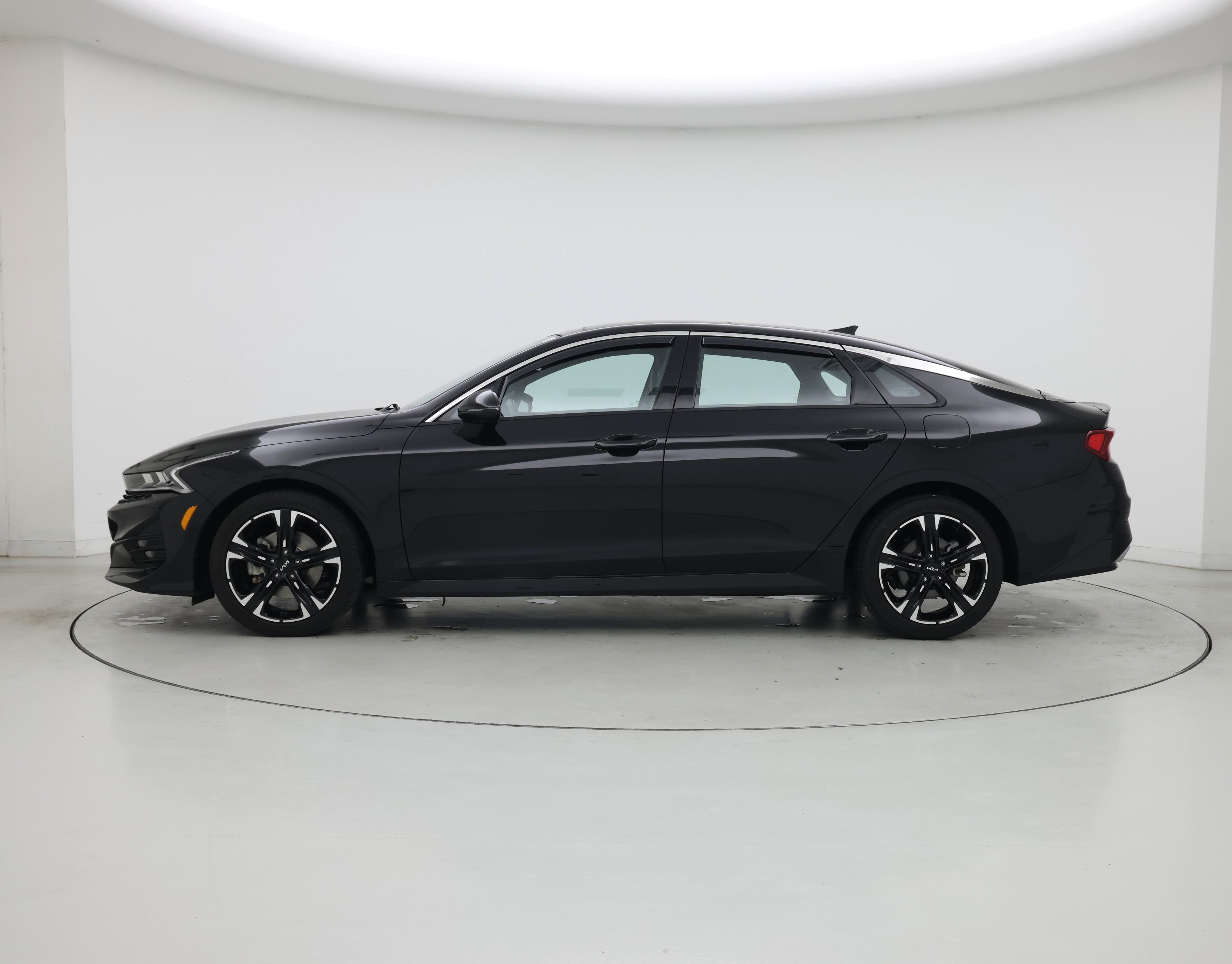 Thumbnail: 2023 Kia K5 - 3