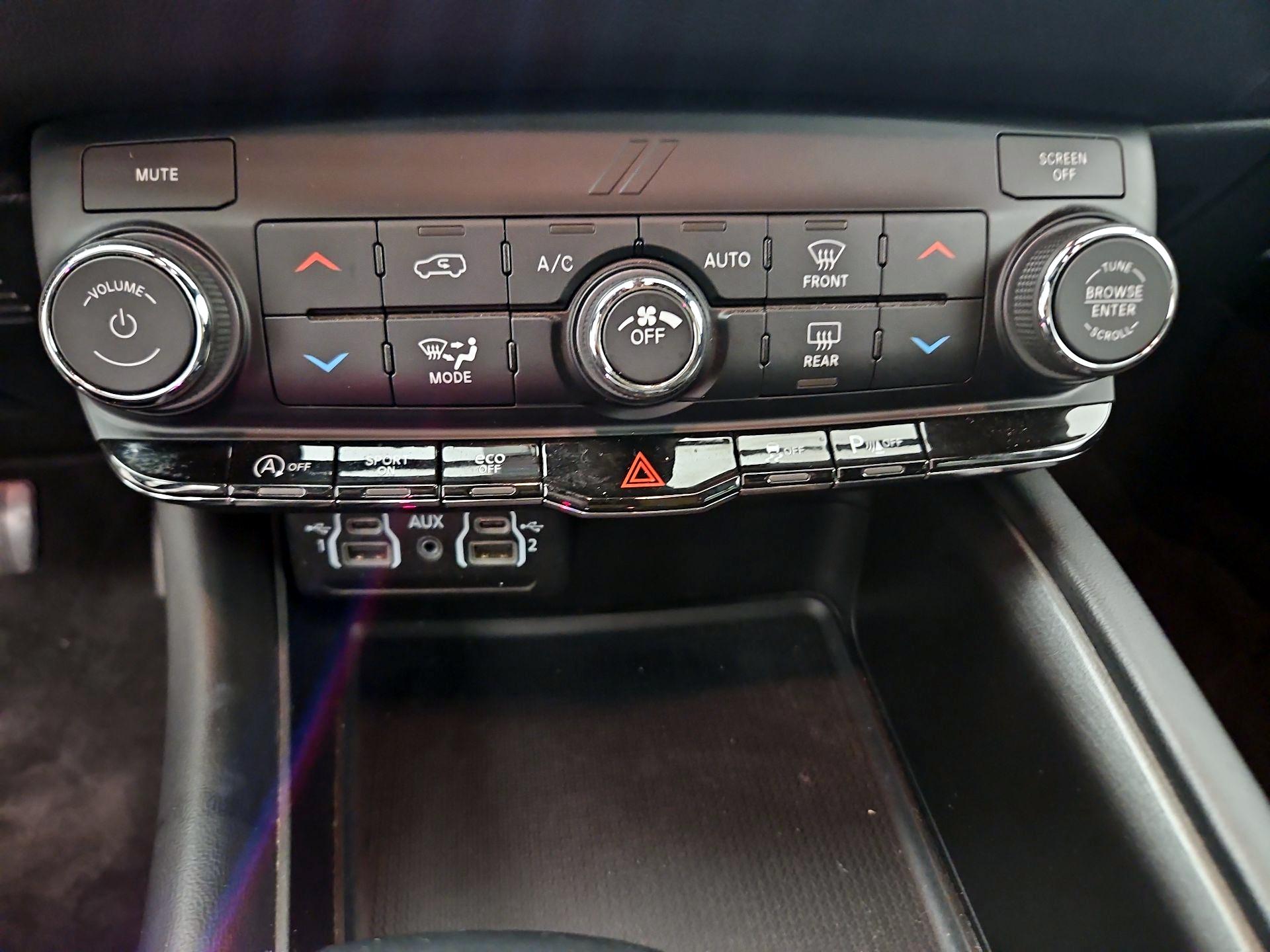 Thumbnail: 2022 Dodge Durango - 16