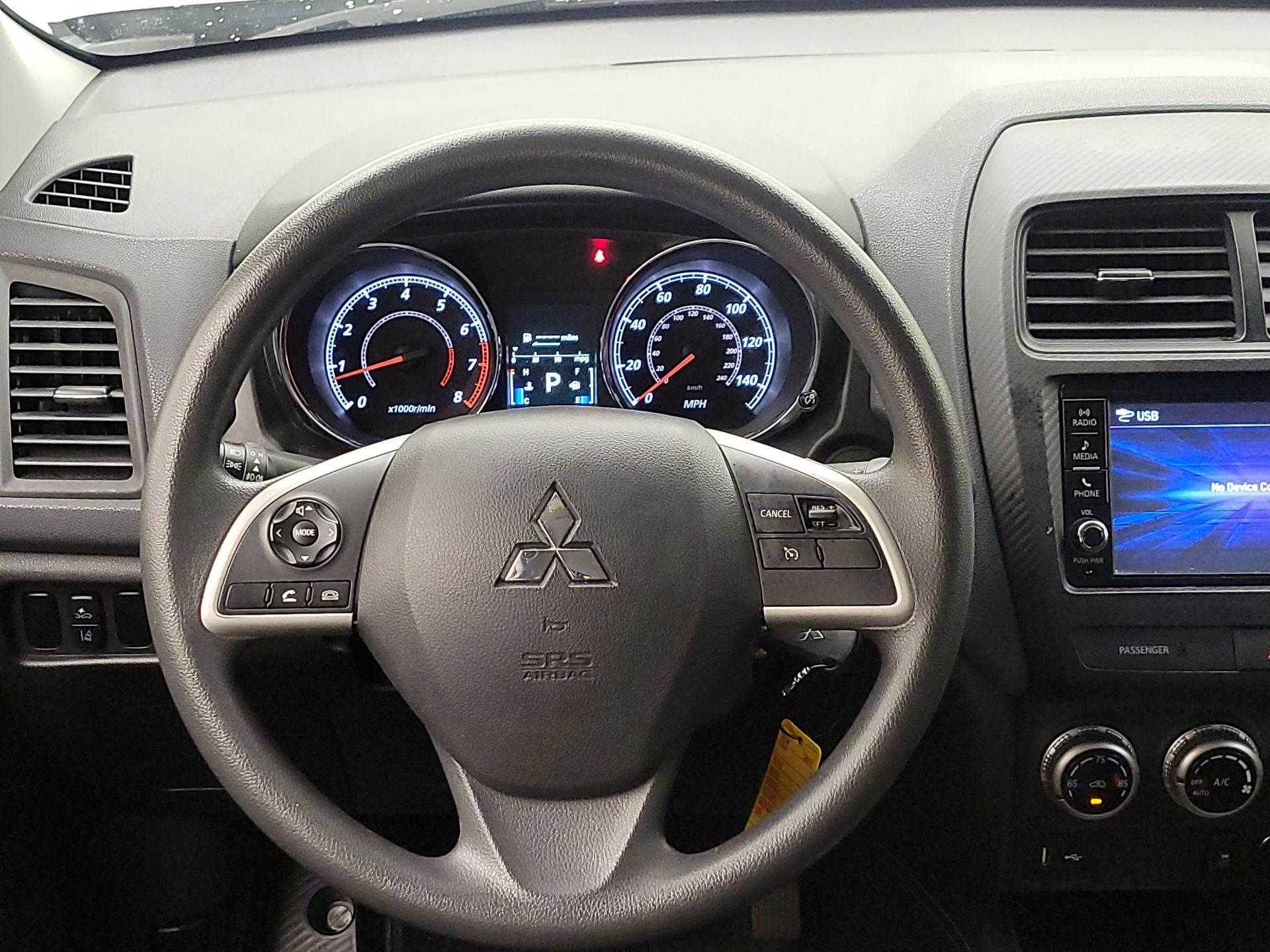 Thumbnail: 2021 Mitsubishi Outlander Sport - 10