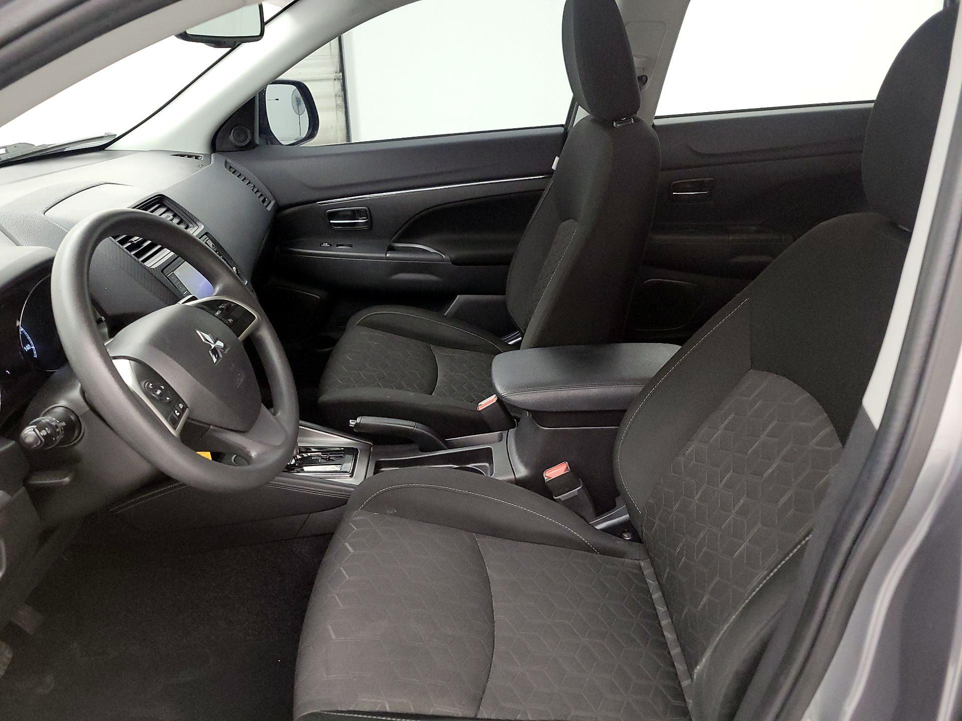 Thumbnail: 2021 Mitsubishi Outlander Sport - 11