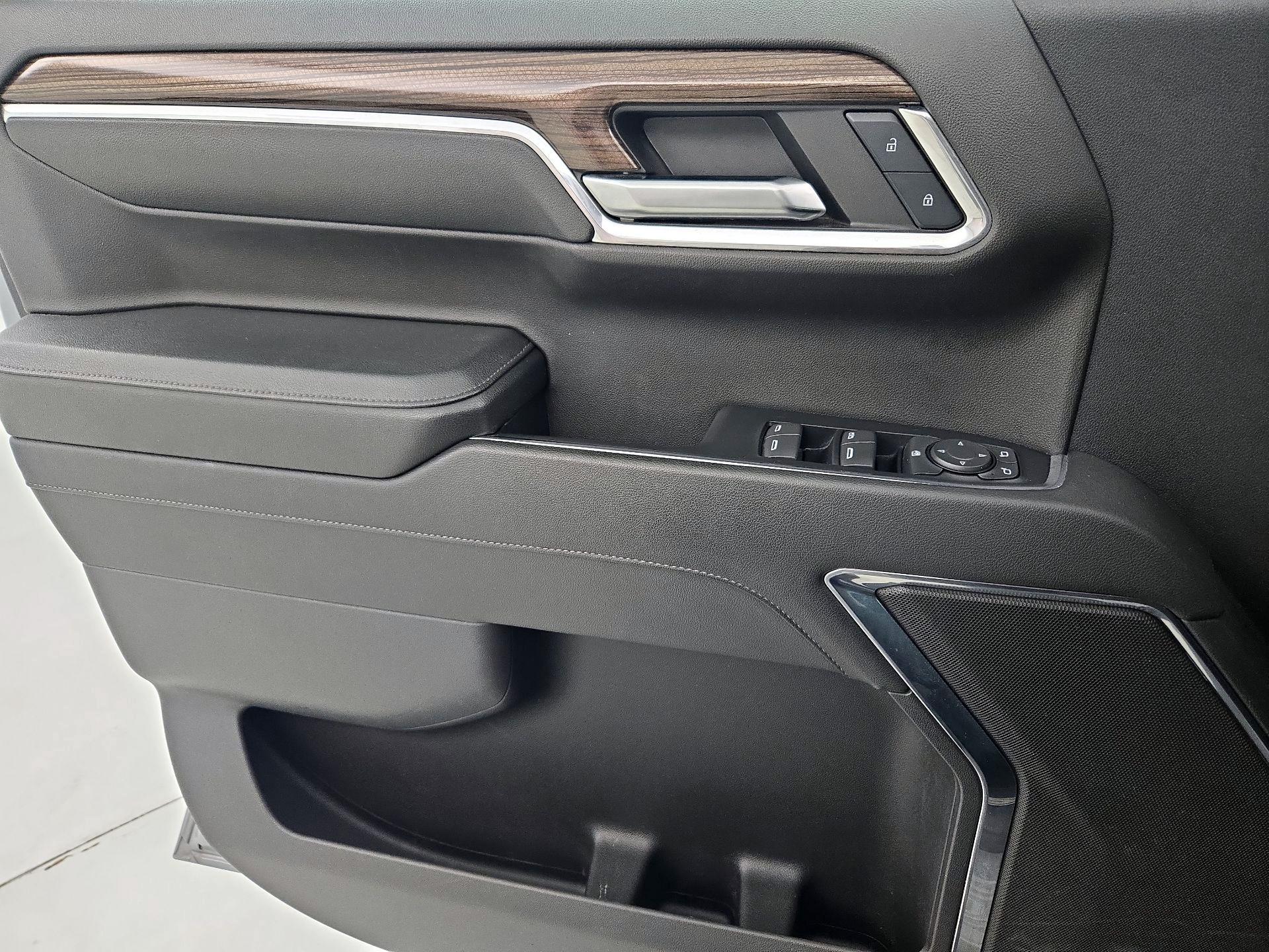 Thumbnail: 2024 Chevrolet Silverado 1500 - 12