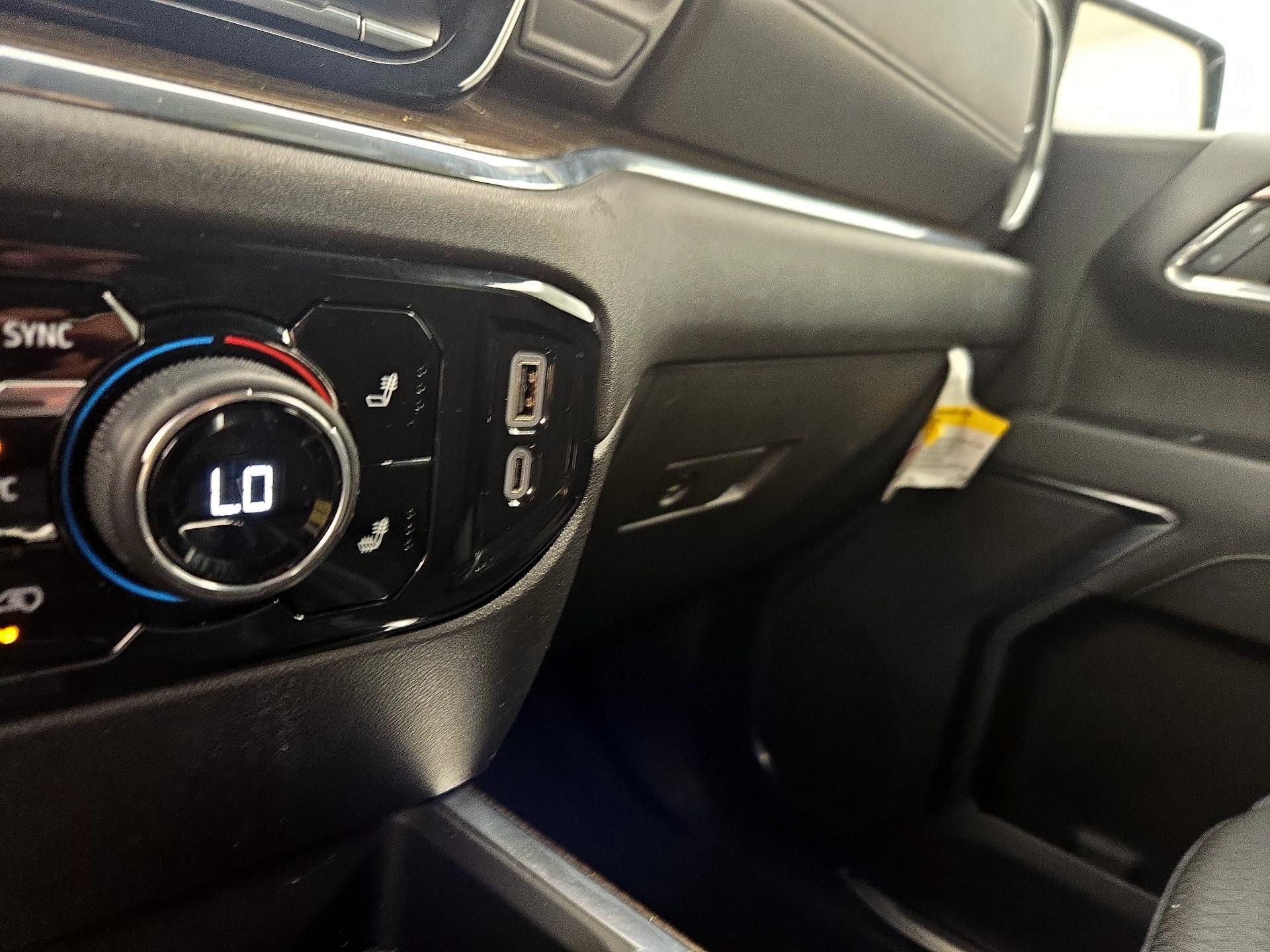 Thumbnail: 2024 Chevrolet Silverado 1500 - 18