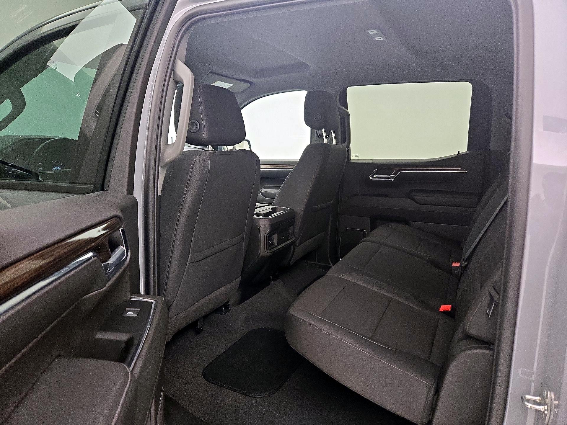 Thumbnail: 2024 Chevrolet Silverado 1500 - 19