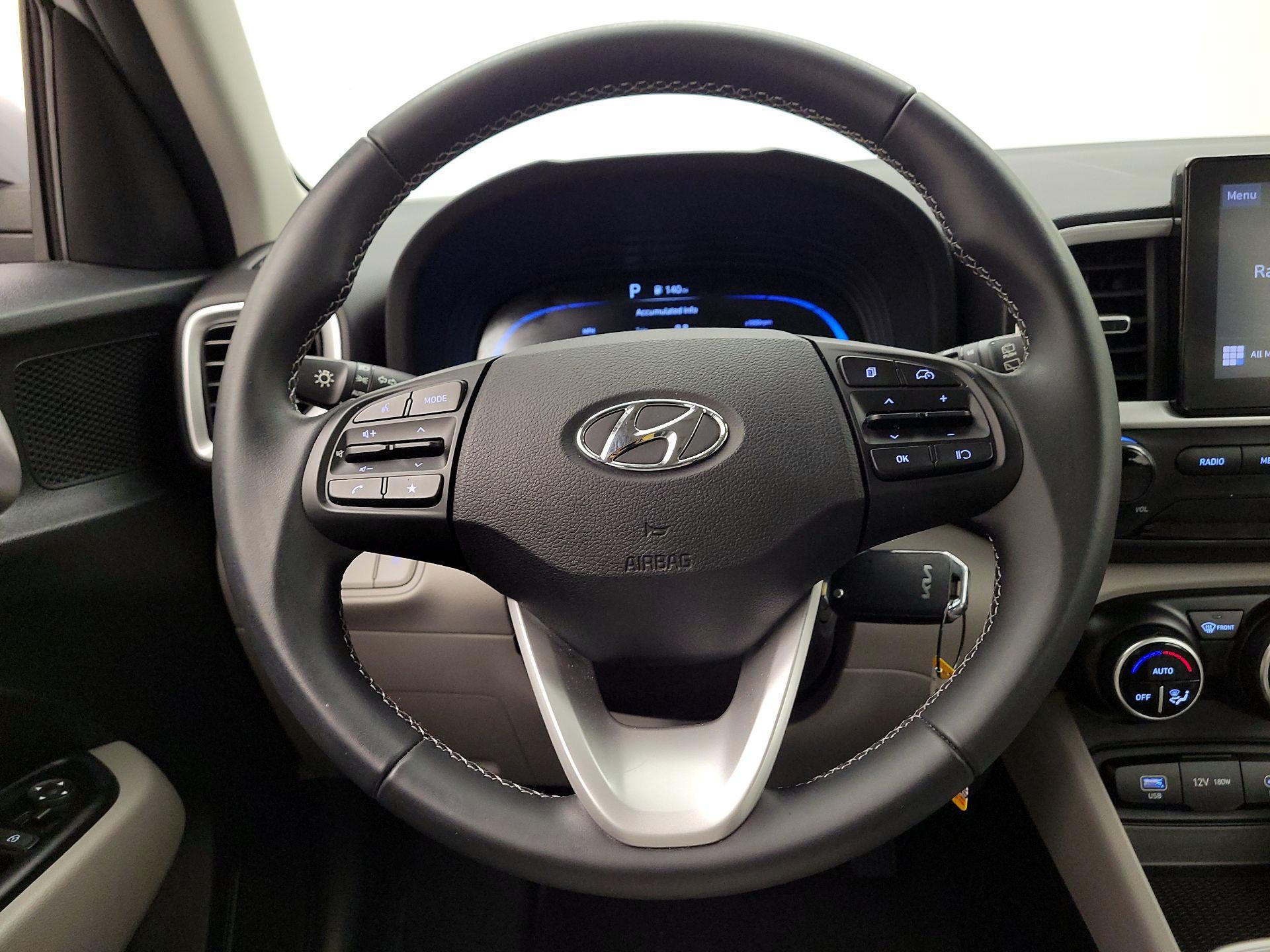 Thumbnail: 2023 Hyundai Venue - 10