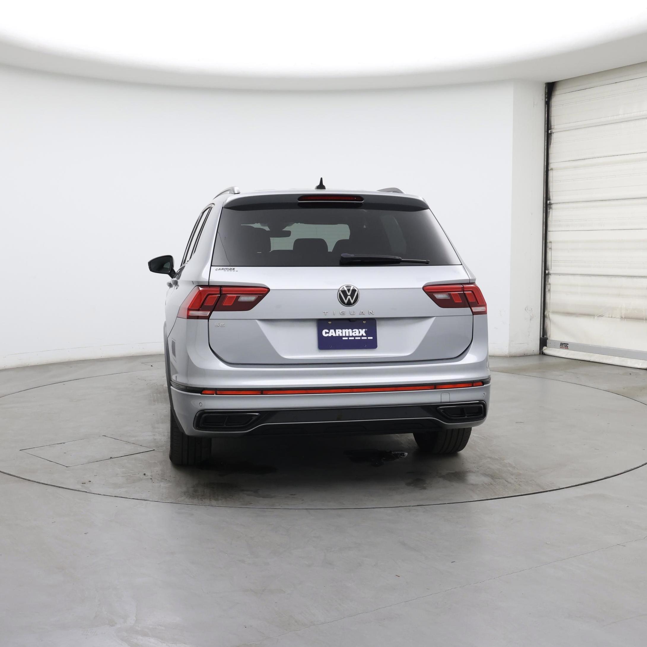 Thumbnail: 2022 Volkswagen Tiguan - 6