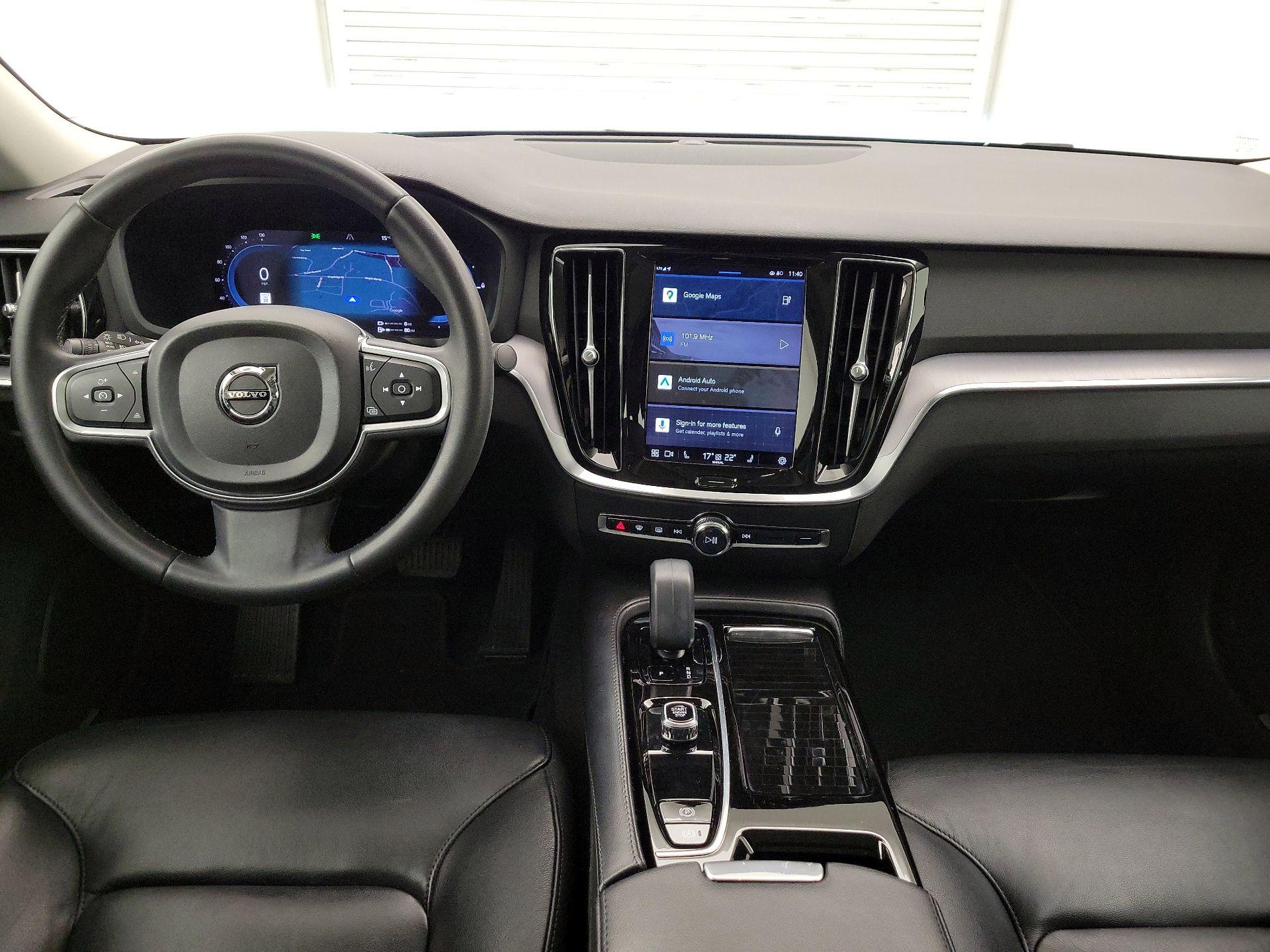 Thumbnail: 2023 Volvo S60 - 9