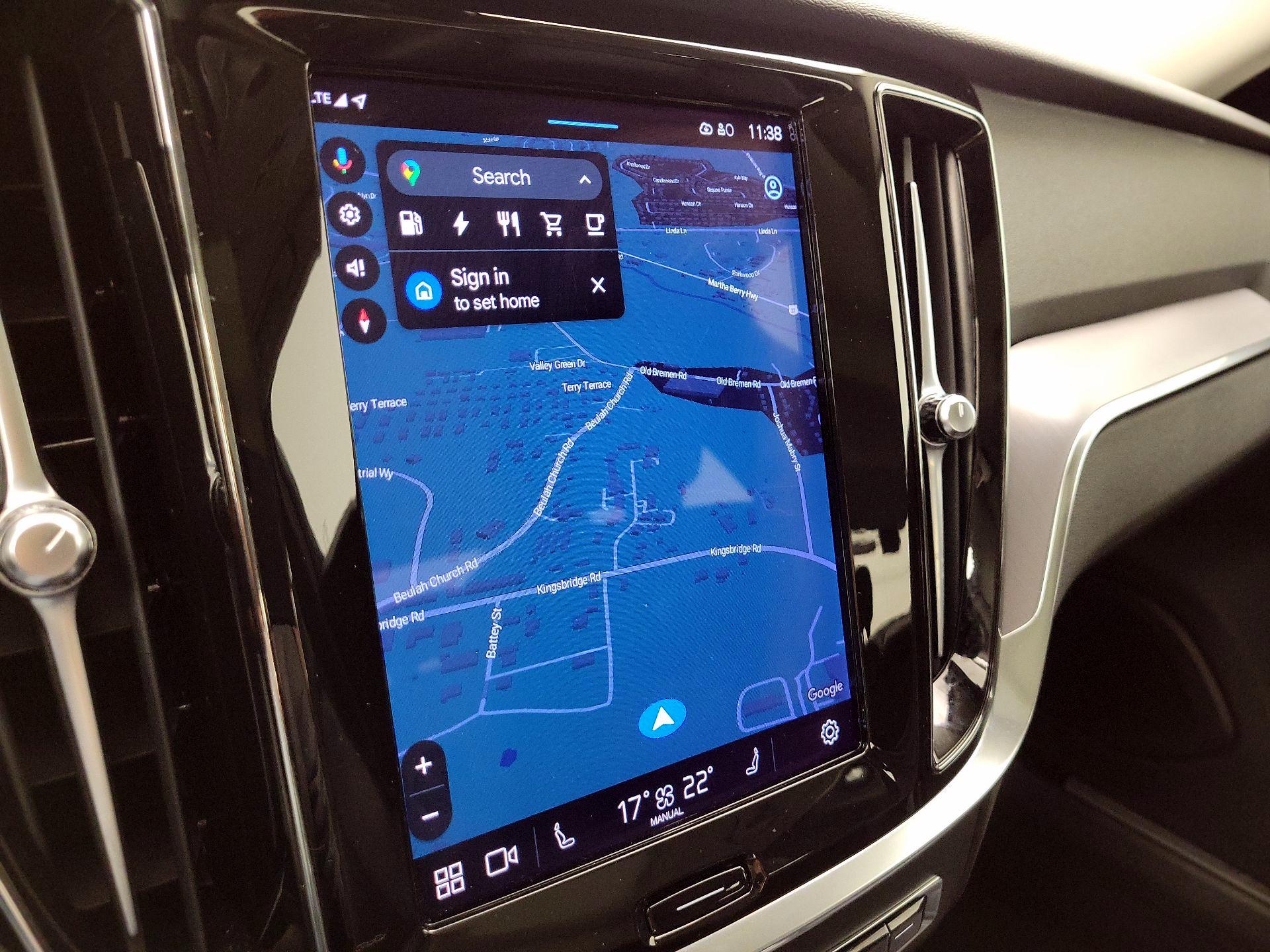 Thumbnail: 2023 Volvo S60 - 14