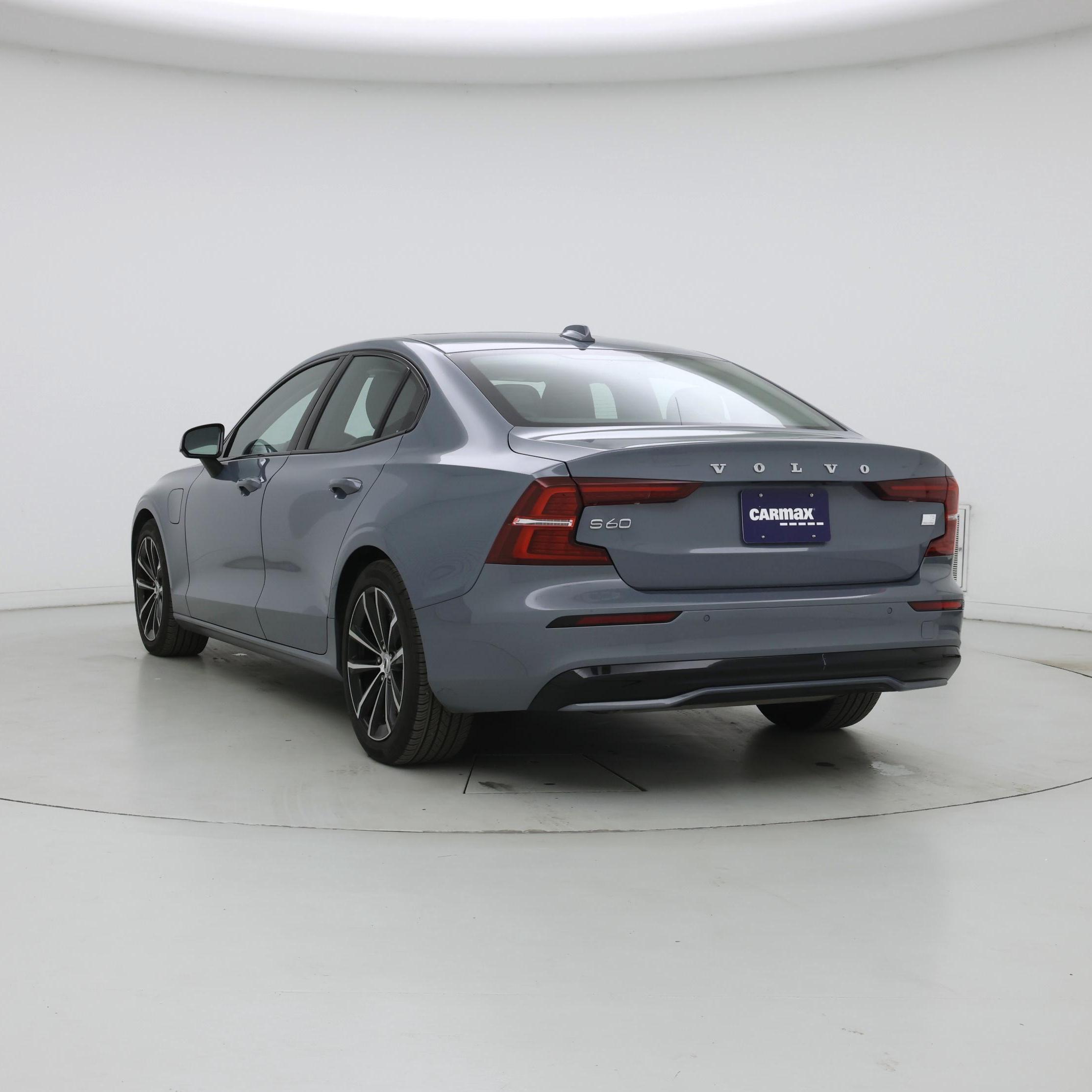 Thumbnail: 2023 Volvo S60 - 2
