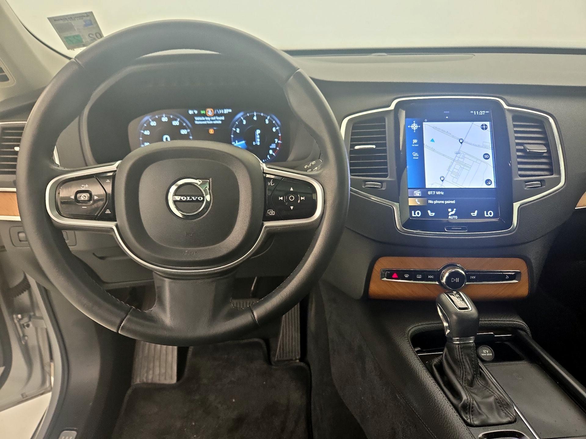 Thumbnail: 2021 Volvo XC90 - 10