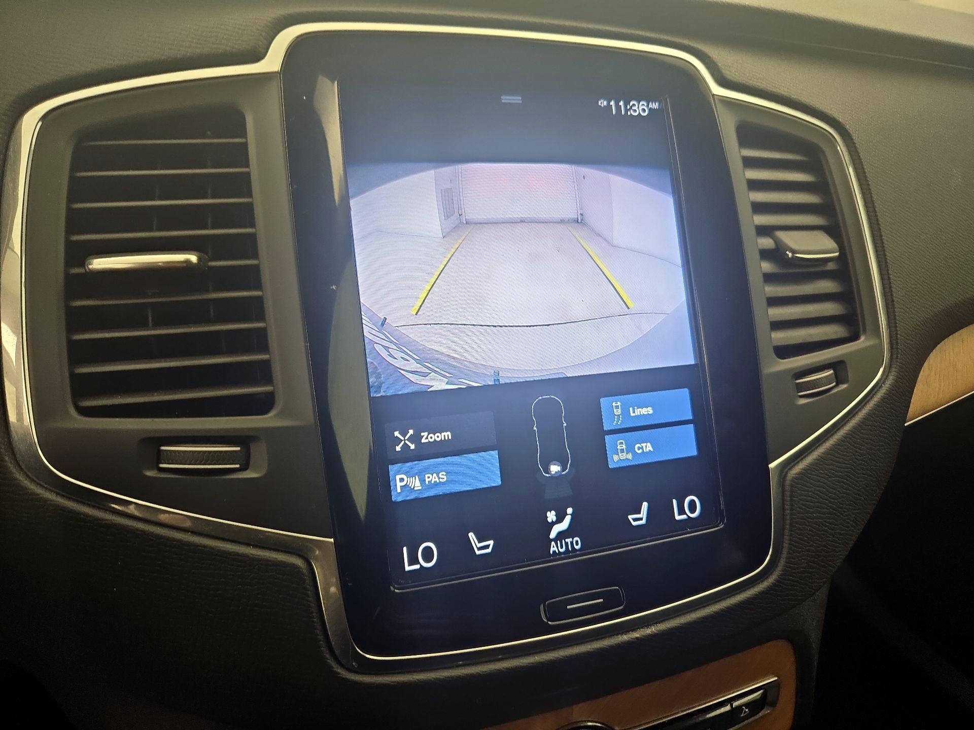 Thumbnail: 2021 Volvo XC90 - 15