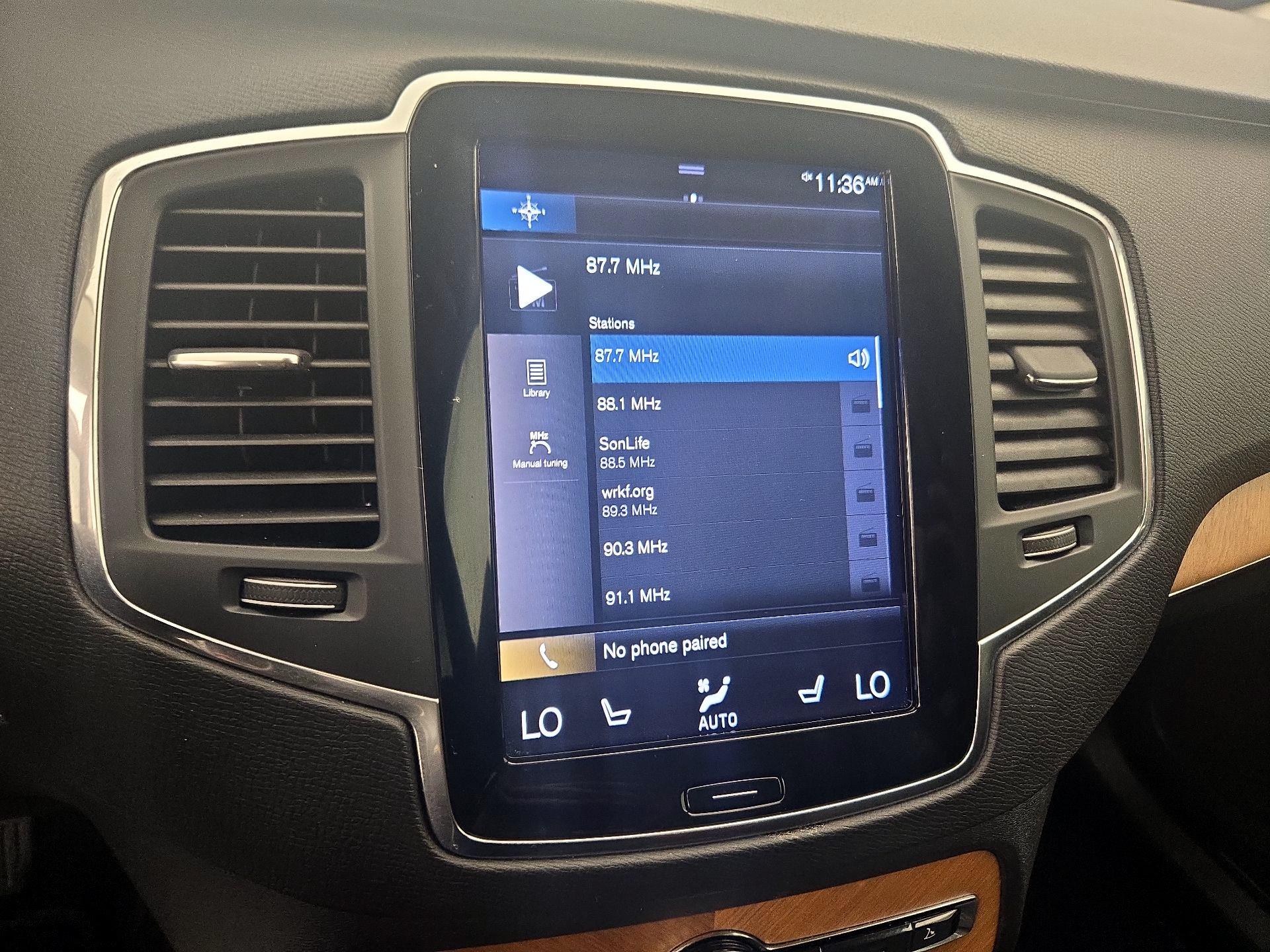 Thumbnail: 2021 Volvo XC90 - 16