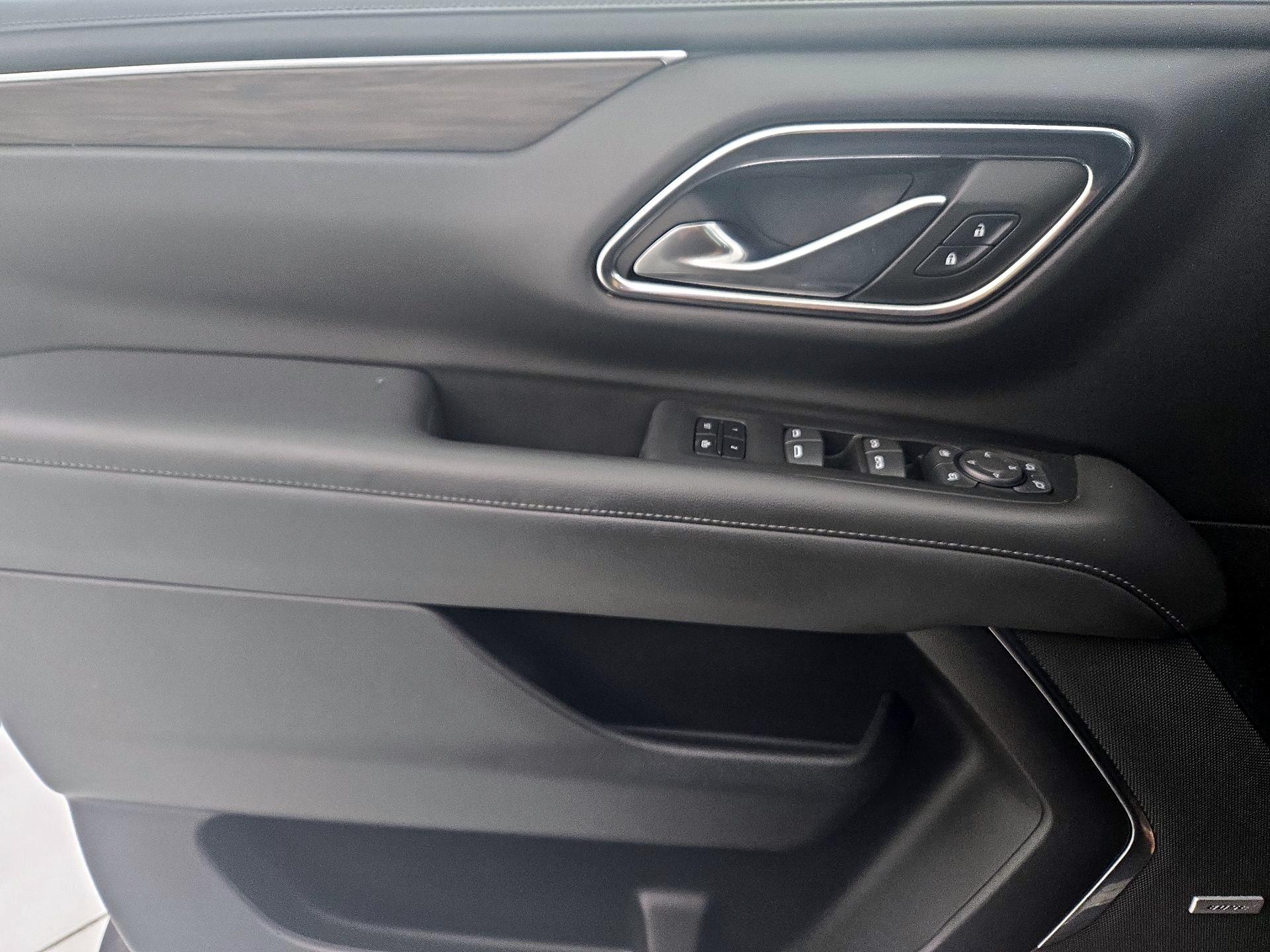 Thumbnail: 2022 Chevrolet Tahoe - 12