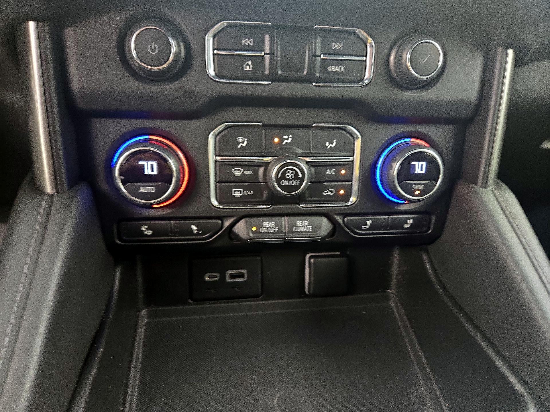 Thumbnail: 2022 Chevrolet Tahoe - 16