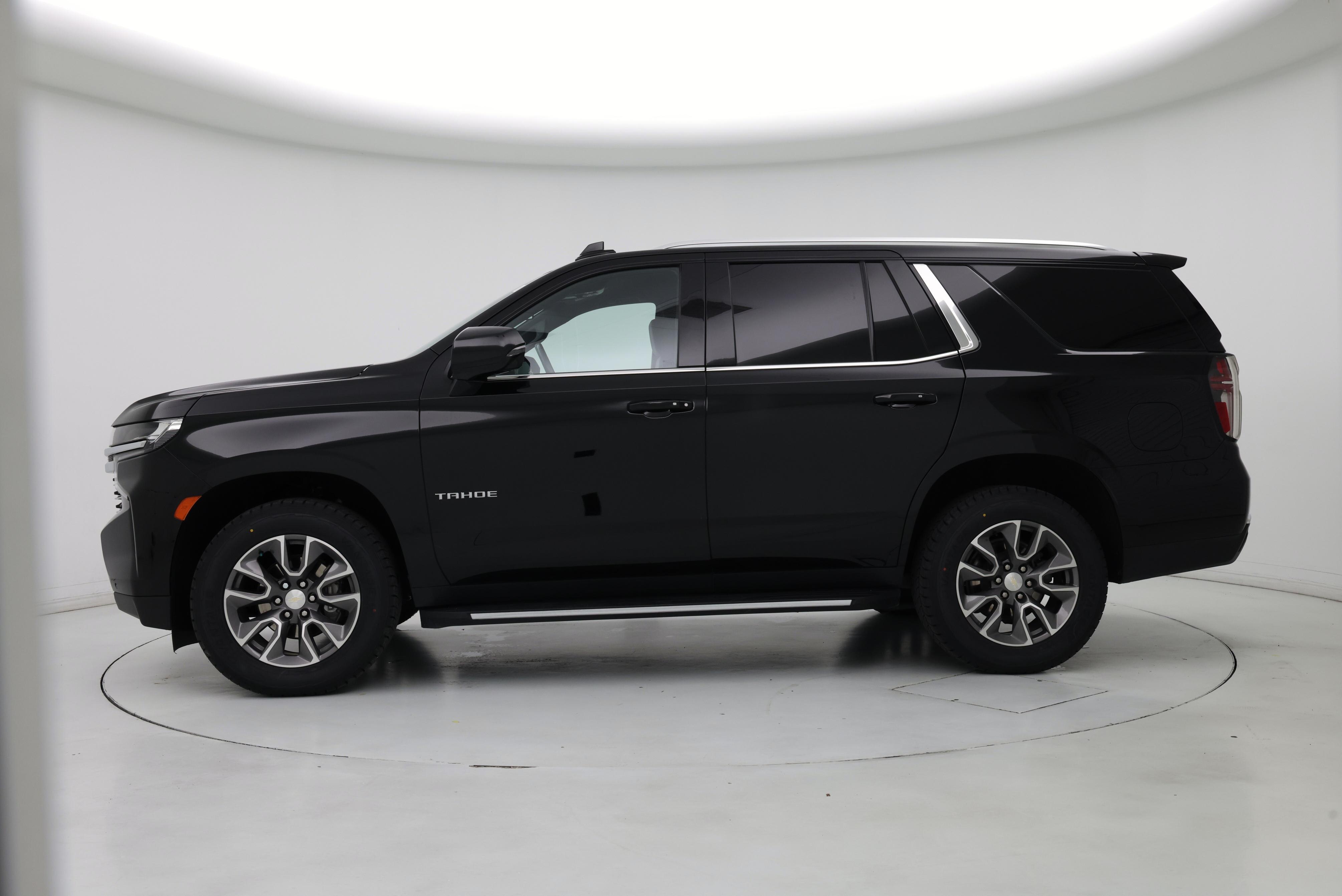 Thumbnail: 2022 Chevrolet Tahoe - 3