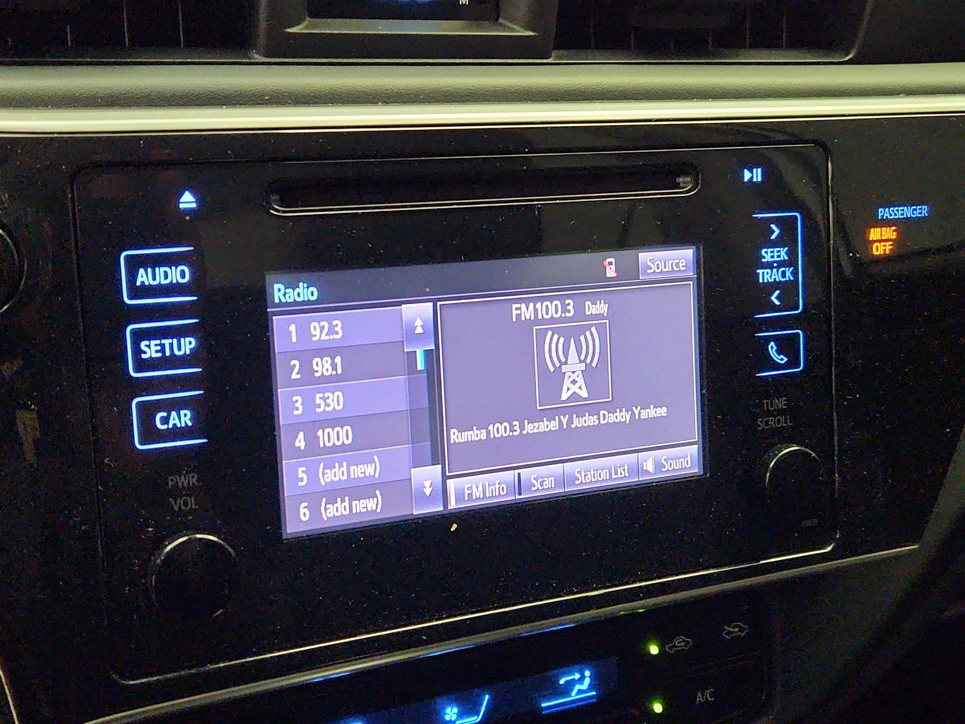 Thumbnail: 2019 Toyota Corolla - 15