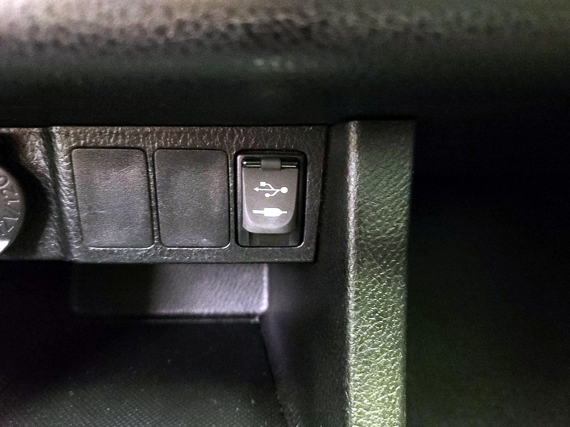 Thumbnail: 2019 Toyota Corolla - 18