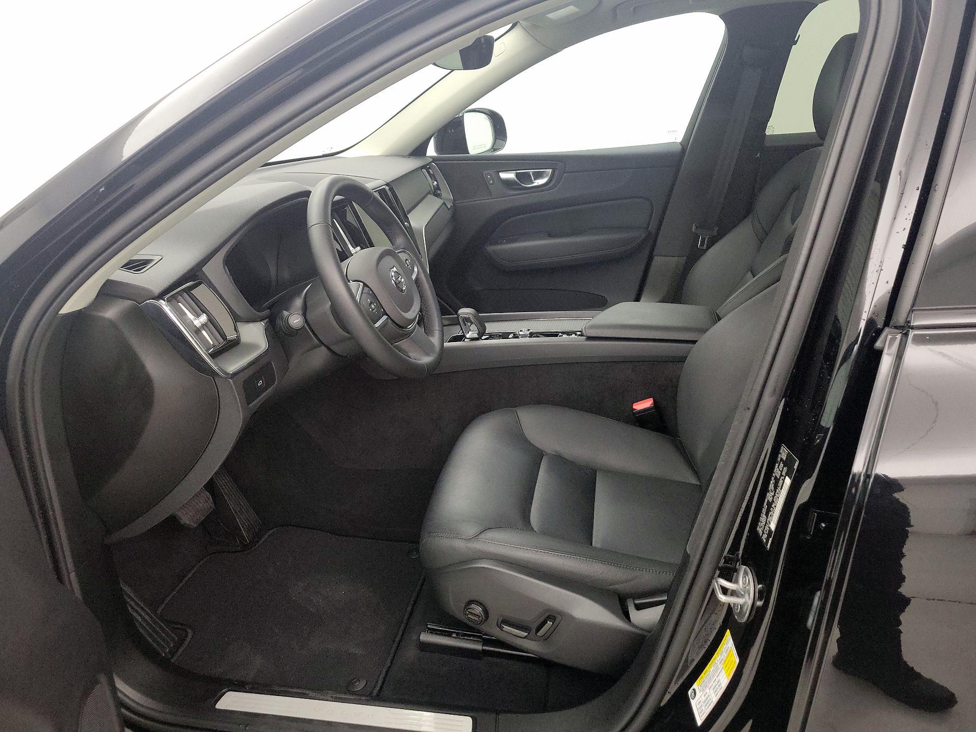 Thumbnail: 2024 Volvo XC60 - 11