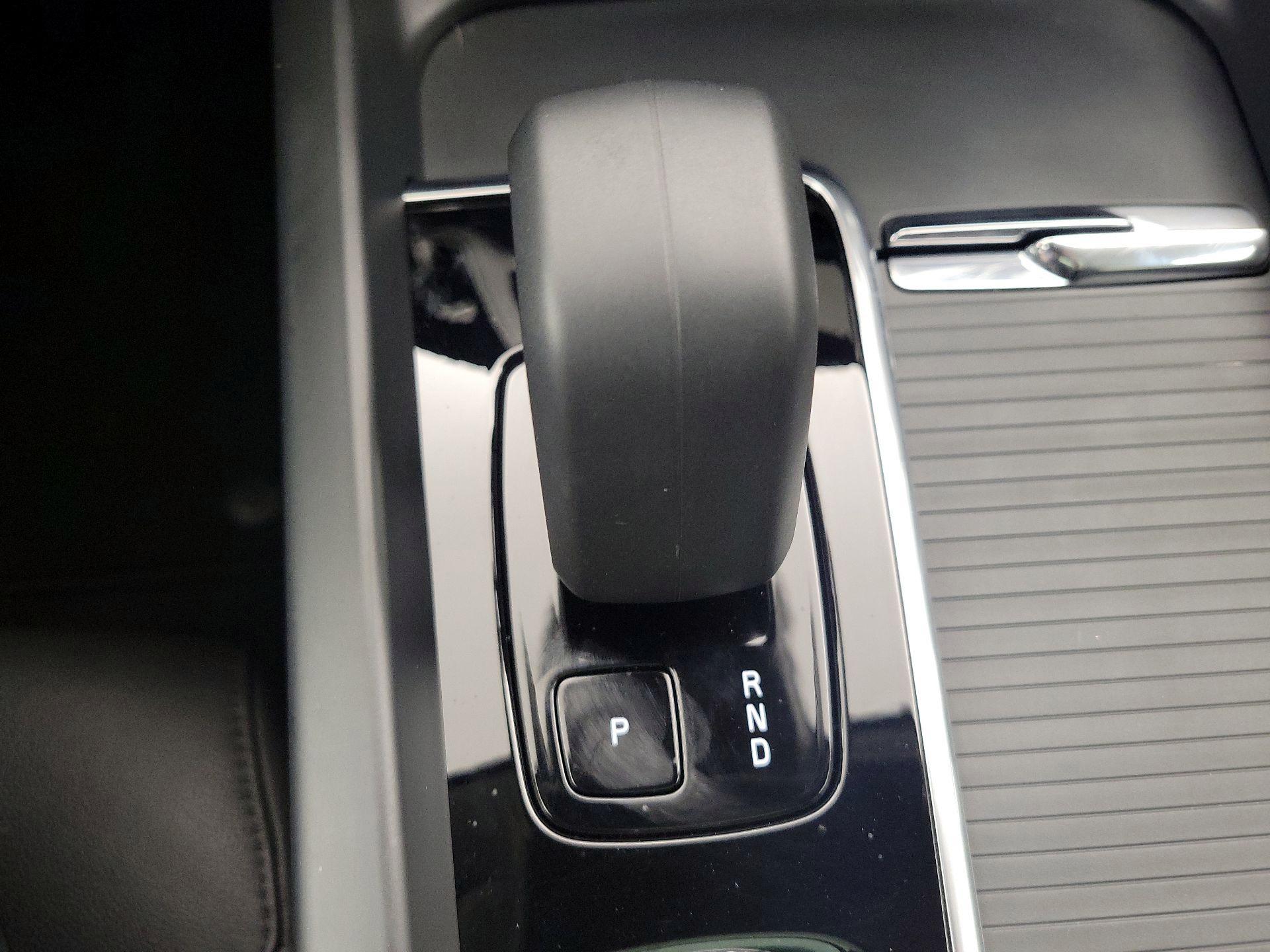 Thumbnail: 2024 Volvo XC60 - 18