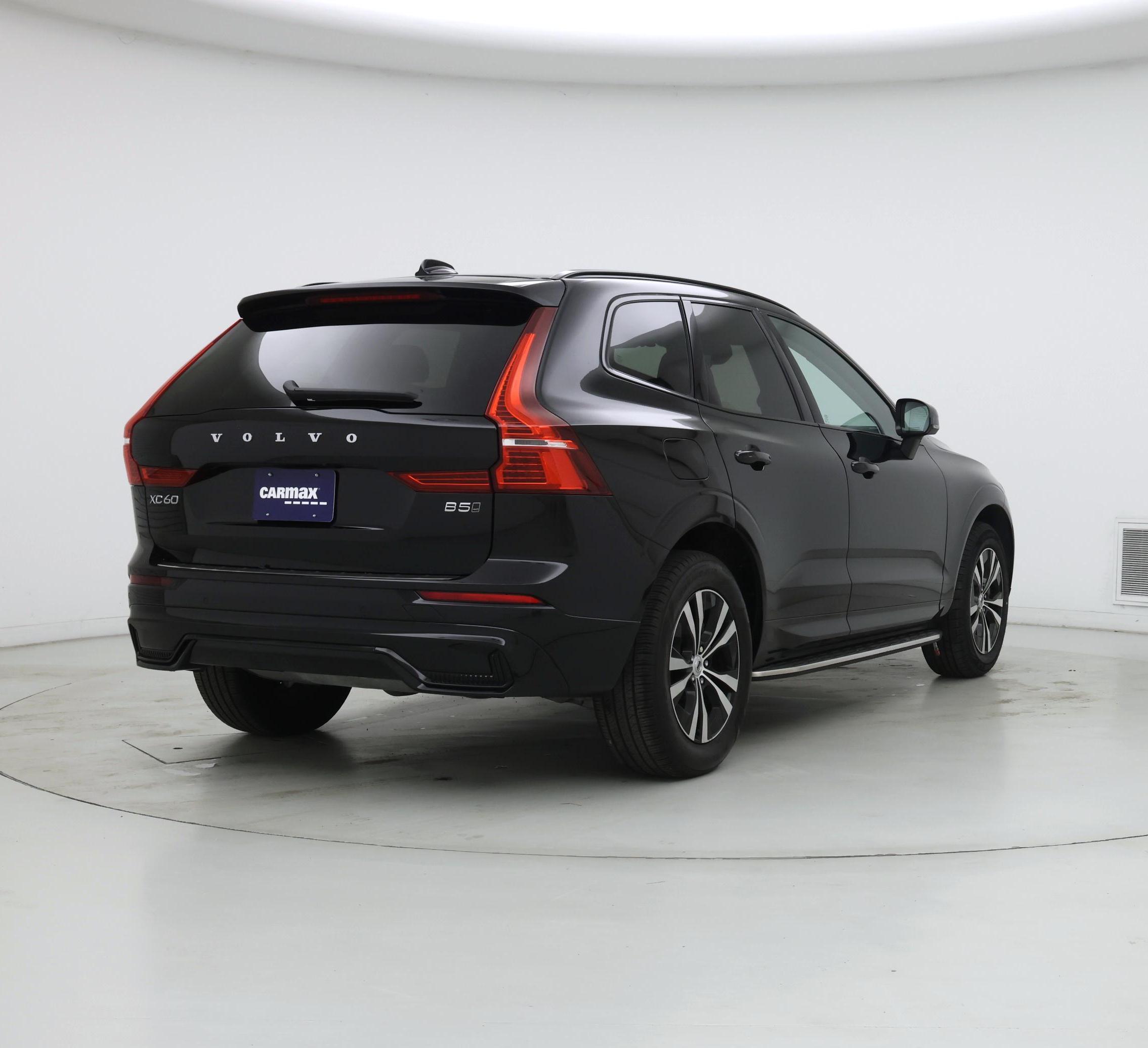 Thumbnail: 2024 Volvo XC60 - 8