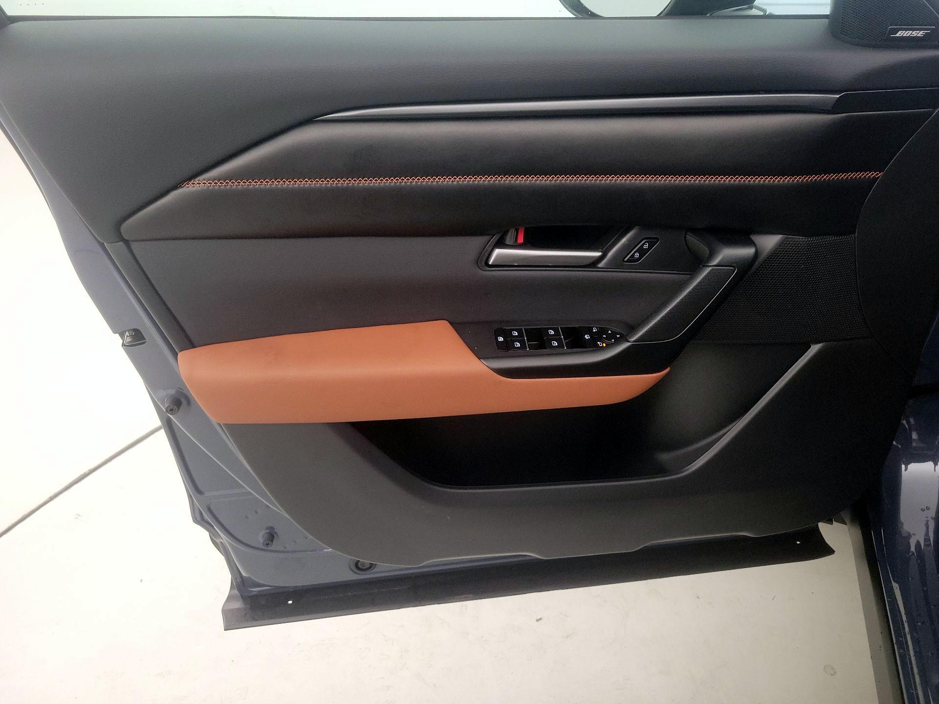 Thumbnail: 2025 Mazda CX-50 - 12