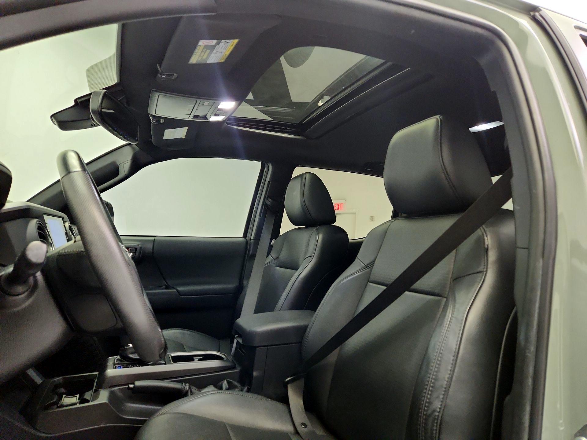 Thumbnail: 2022 Toyota Tacoma - 20