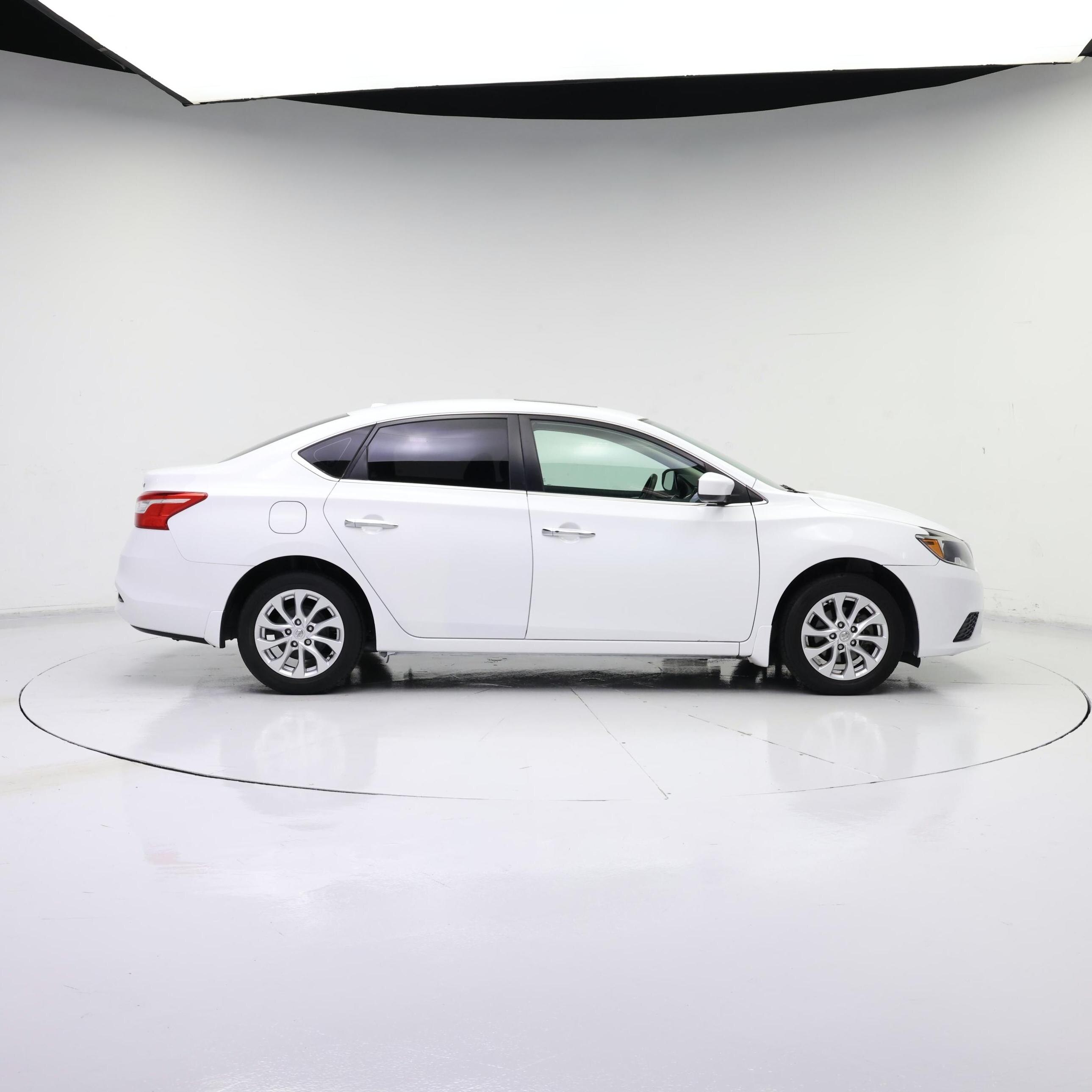 Thumbnail: 2018 Nissan Sentra - 7