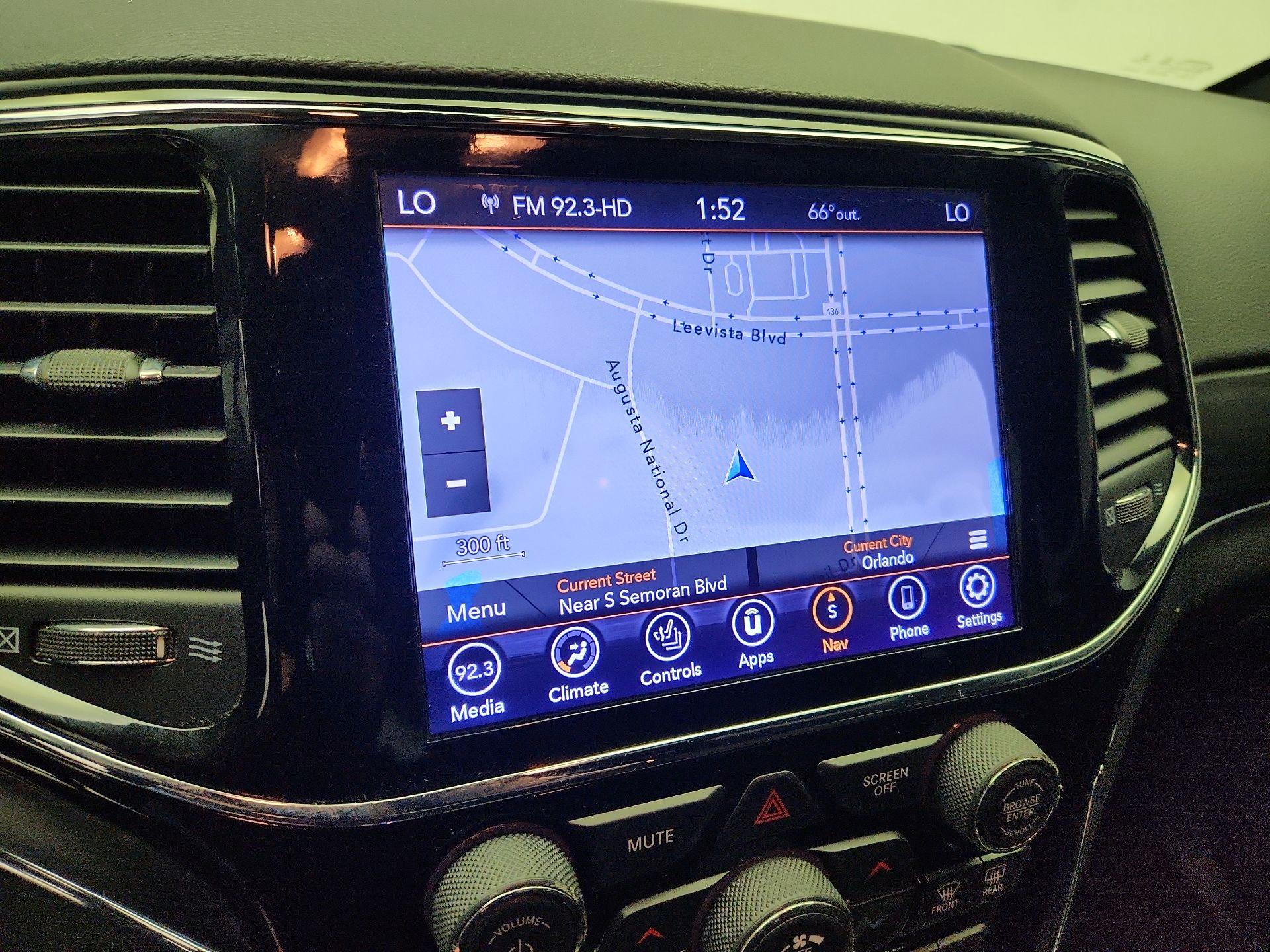 Thumbnail: 2019 Jeep Grand Cherokee - 14