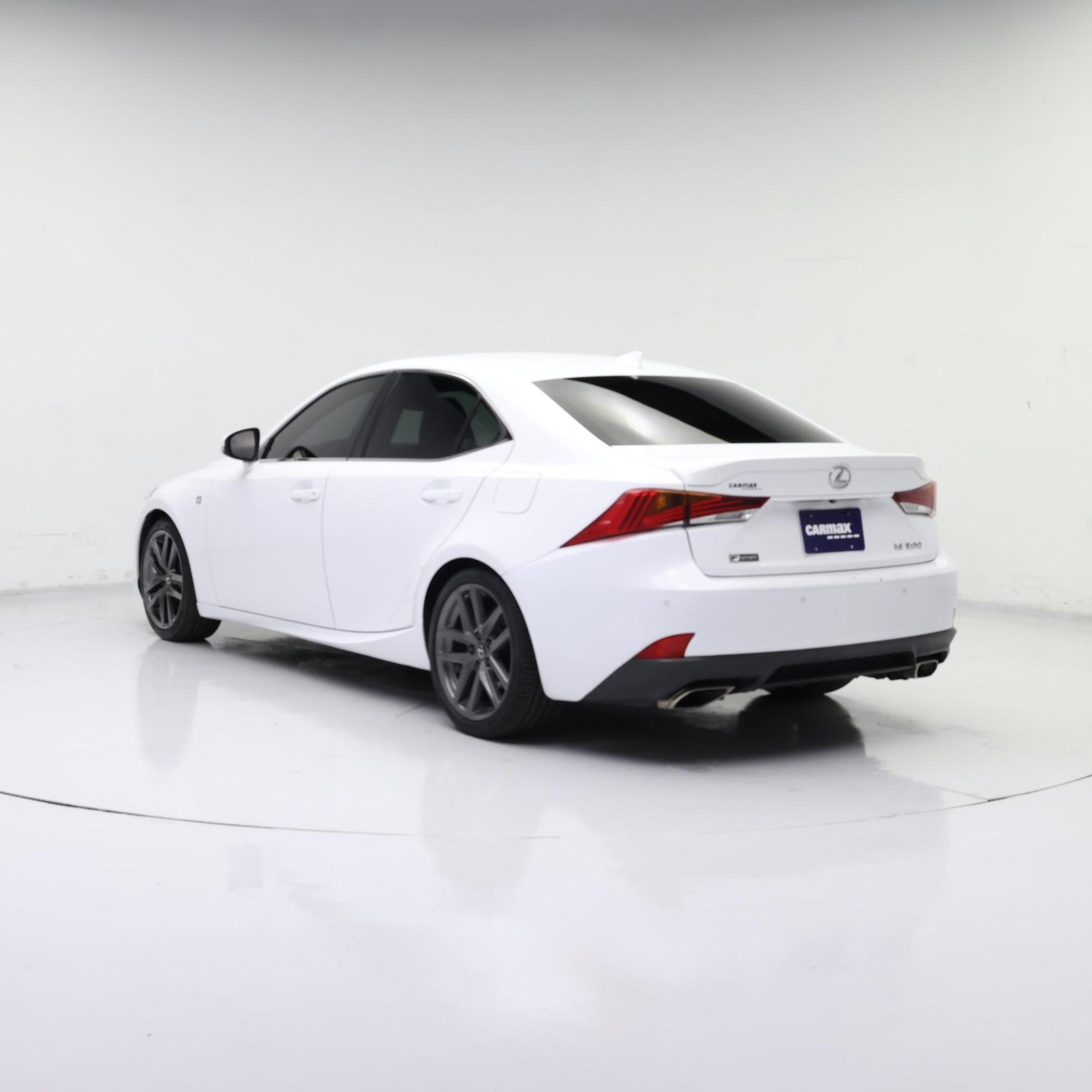 Thumbnail: 2019 Lexus IS - 2